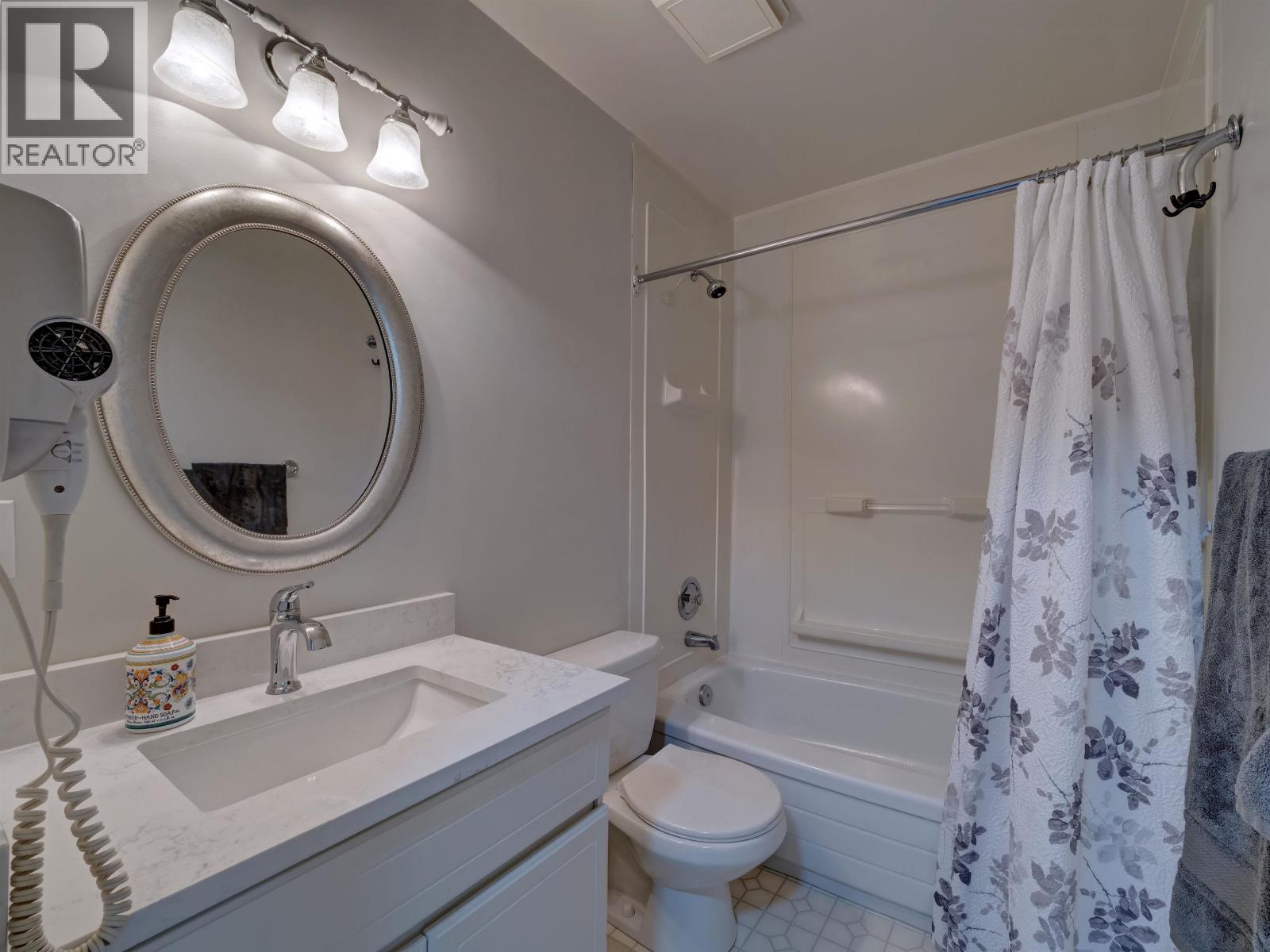 803 Oceanmount Boulevard Property Photo 30