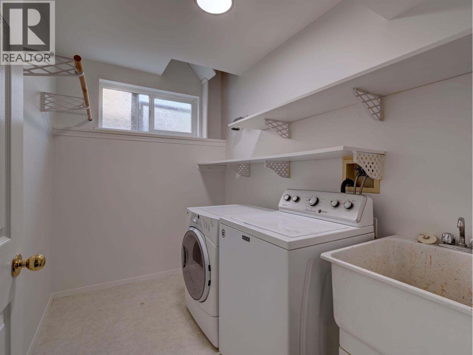 803 Oceanmount Boulevard Property Photo 33