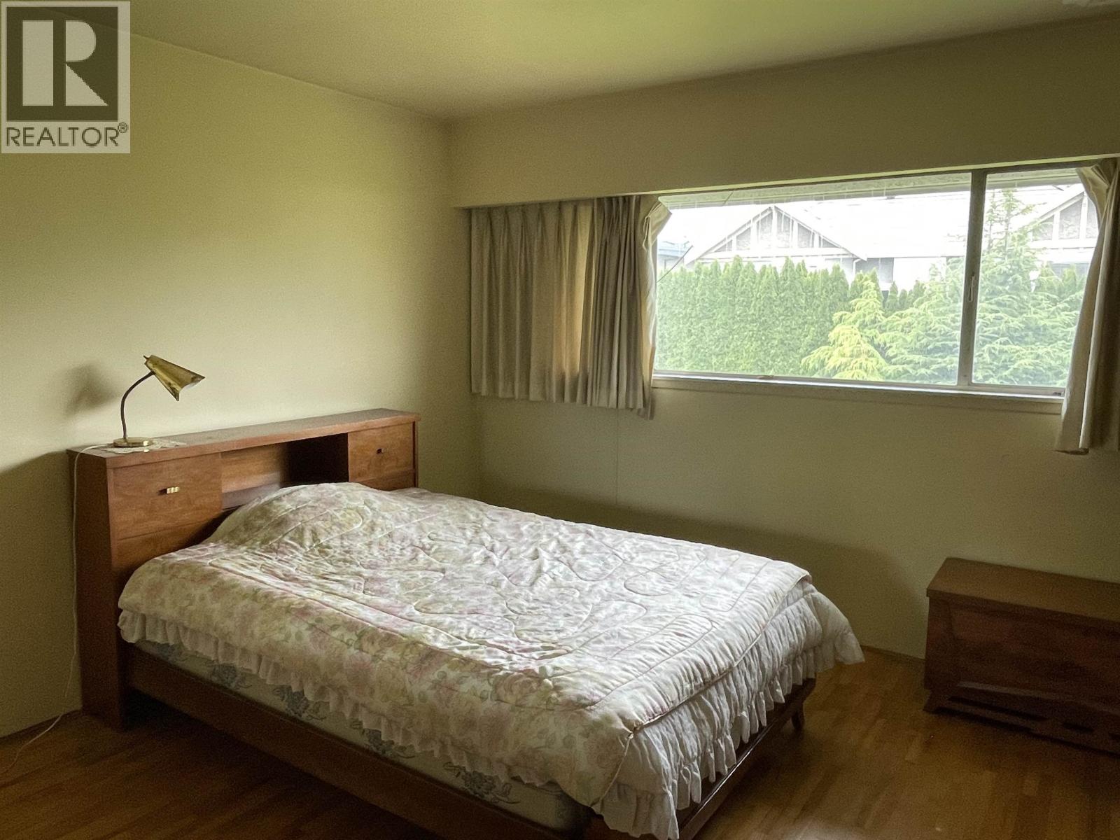 7131 Williams Road Property Photo 4