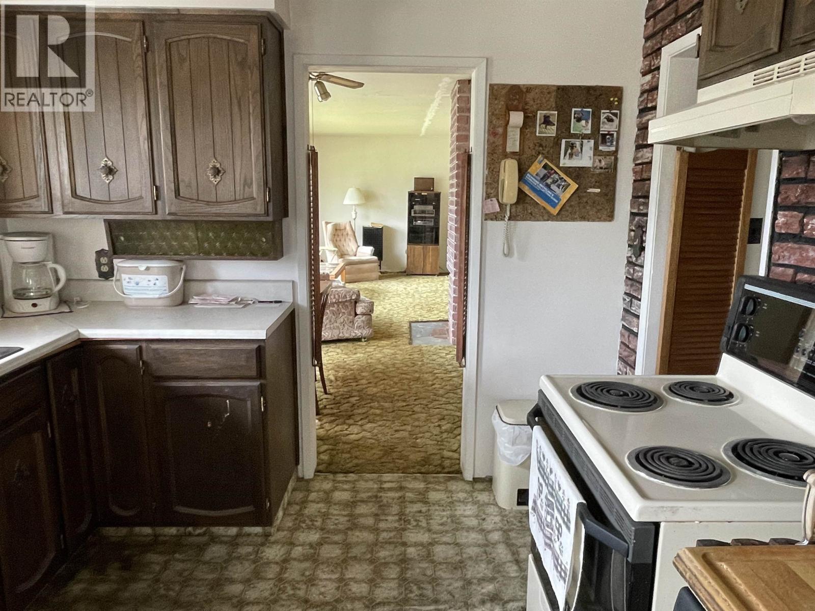 7131 Williams Road Property Photo 8