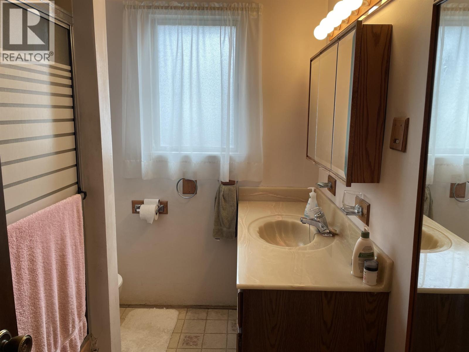 7131 Williams Road Property Photo 12