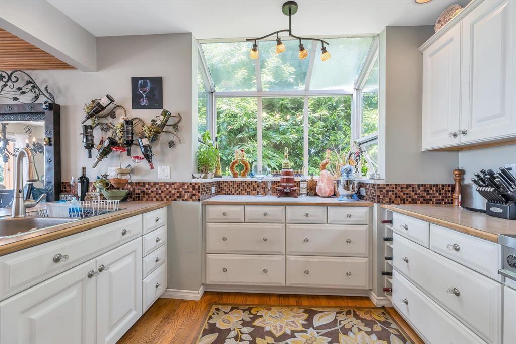 14810 Prospect Avenue Property Photo 8