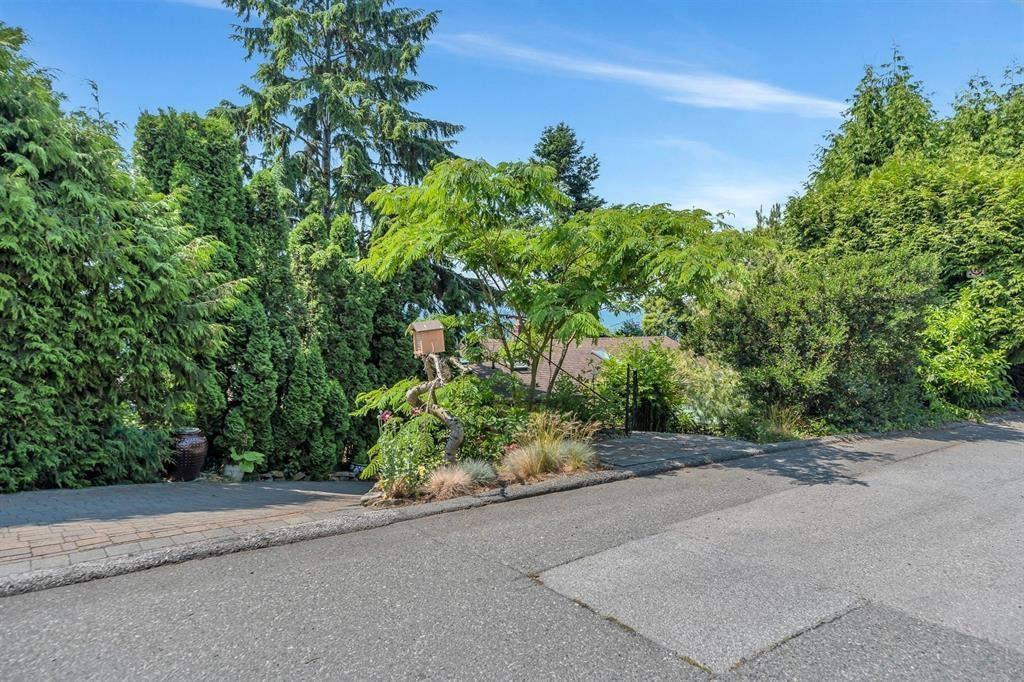 14810 Prospect Avenue Property Photo 24