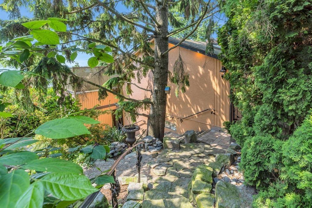 14810 Prospect Avenue Property Photo 27