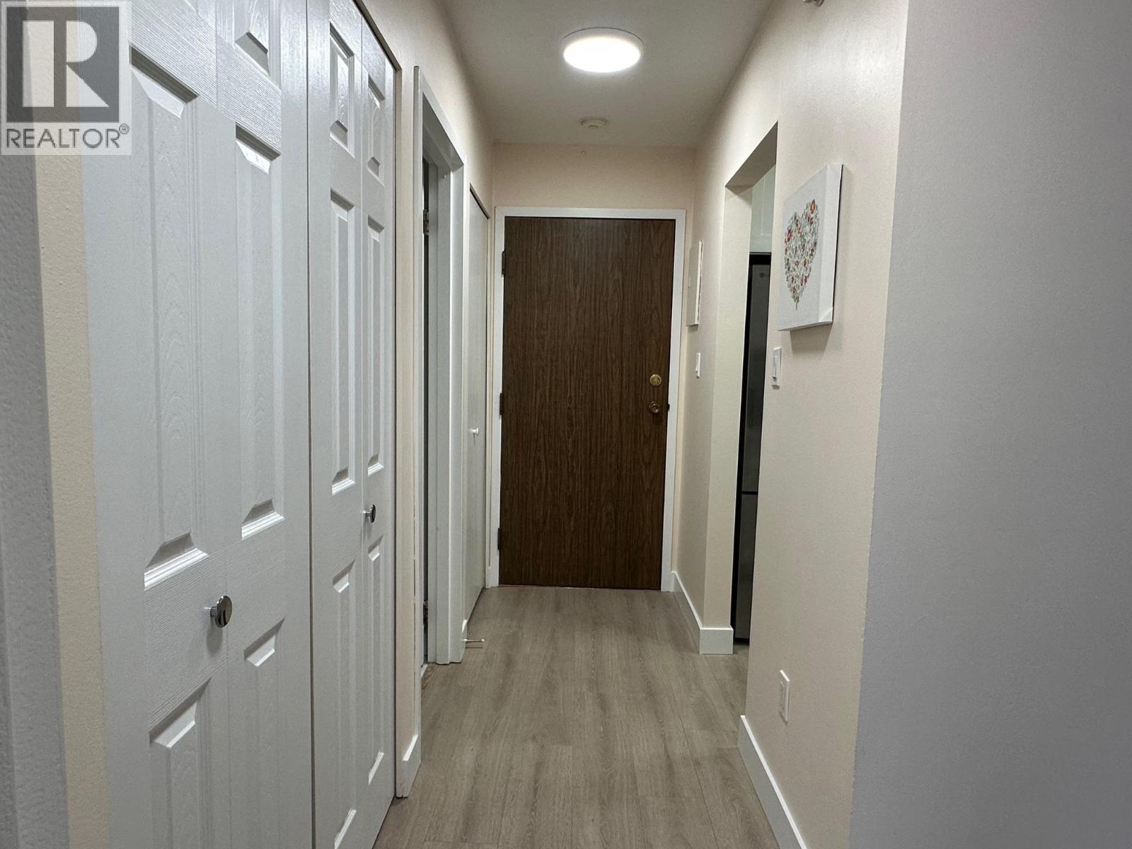 401 4941 Lougheed Highway Property Photo 3