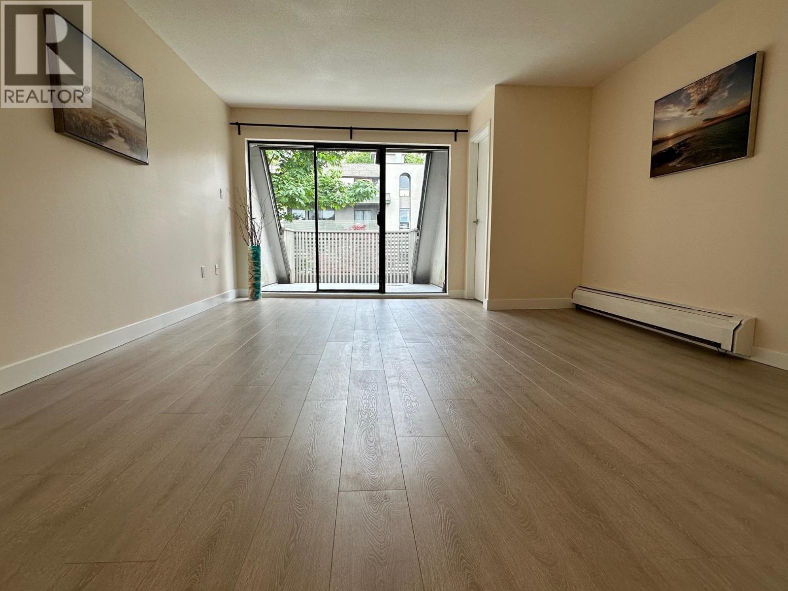 401 4941 Lougheed Highway Property Photo 12