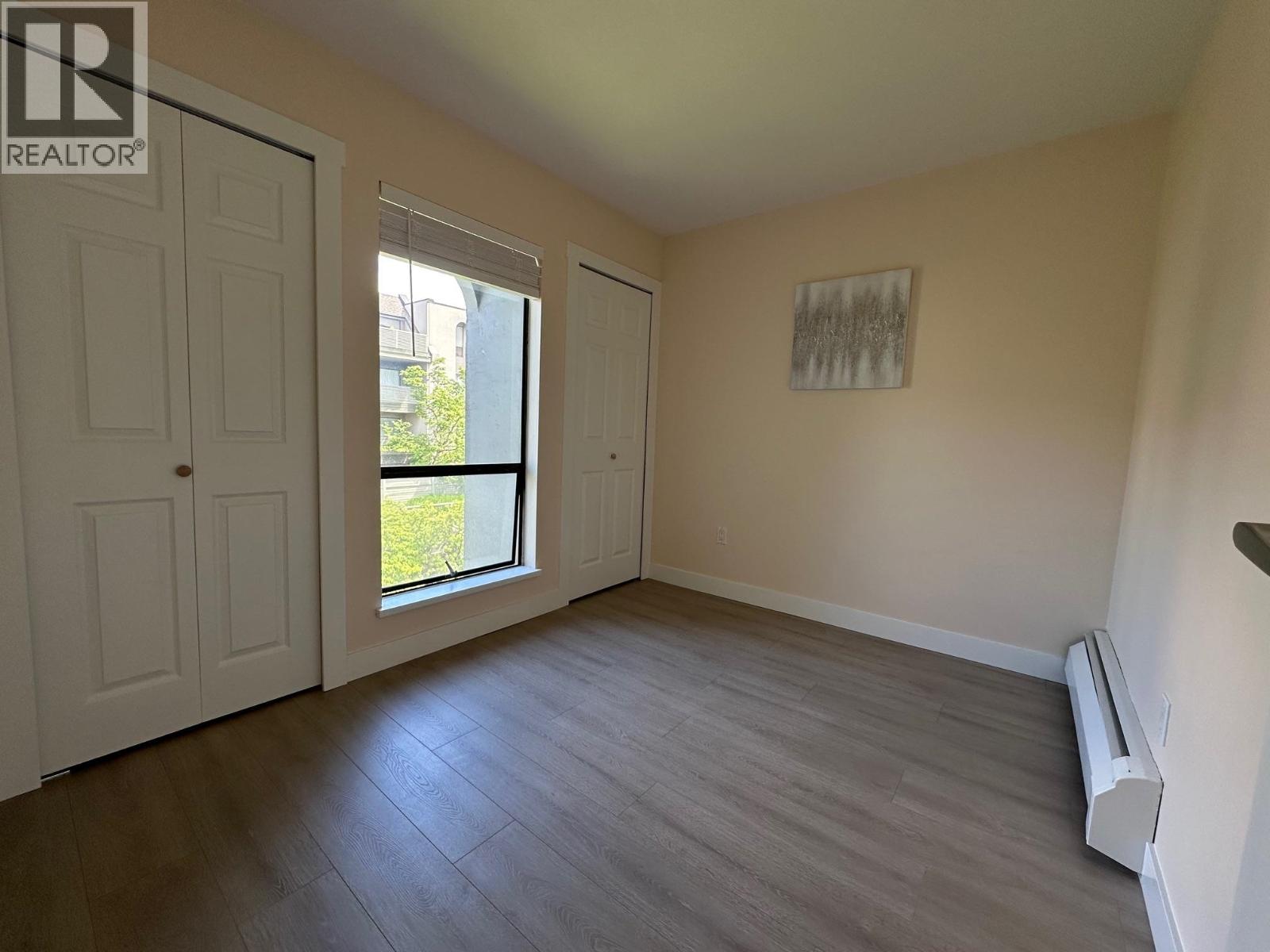 401 4941 Lougheed Highway Property Photo 18