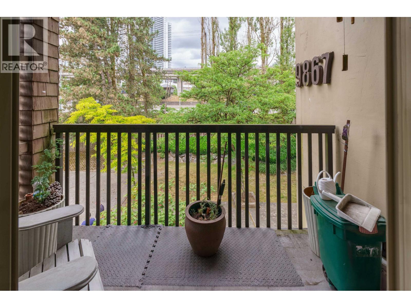 606 9867 Manchester Drive Property Photo 28