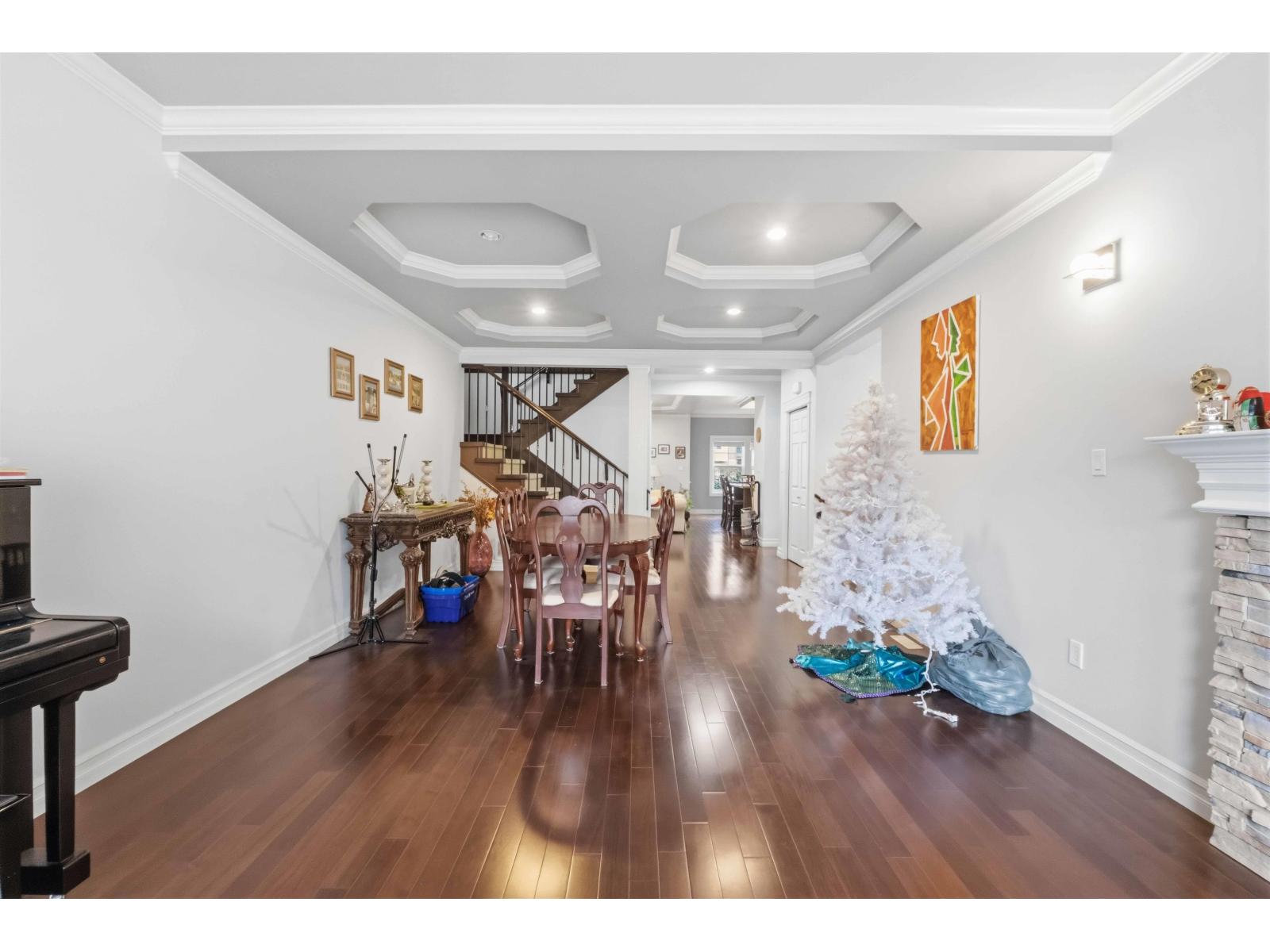 4 3495 147a Street Property Photo 12