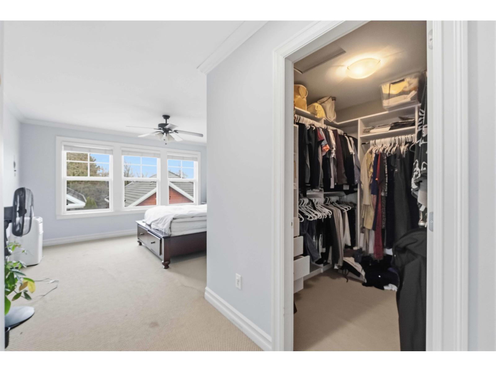 4 3495 147a Street Property Photo 32