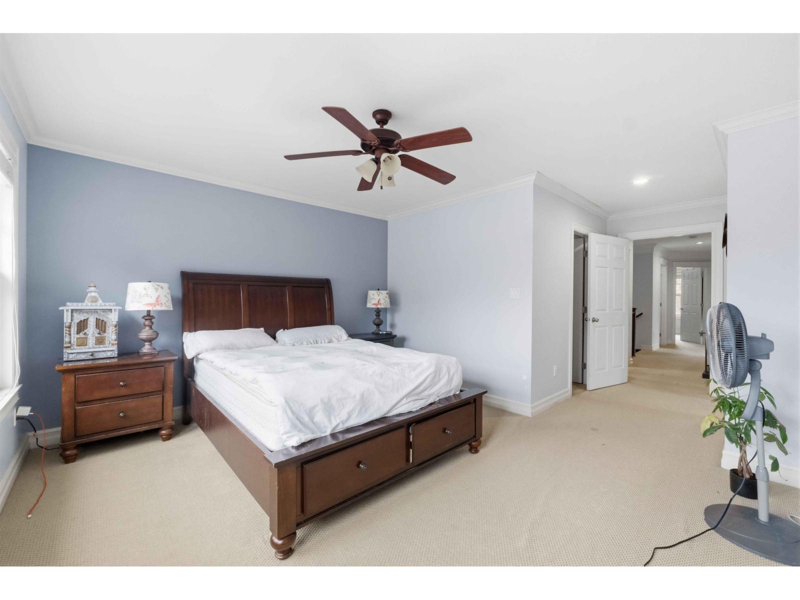 4 3495 147a Street Property Photo 35