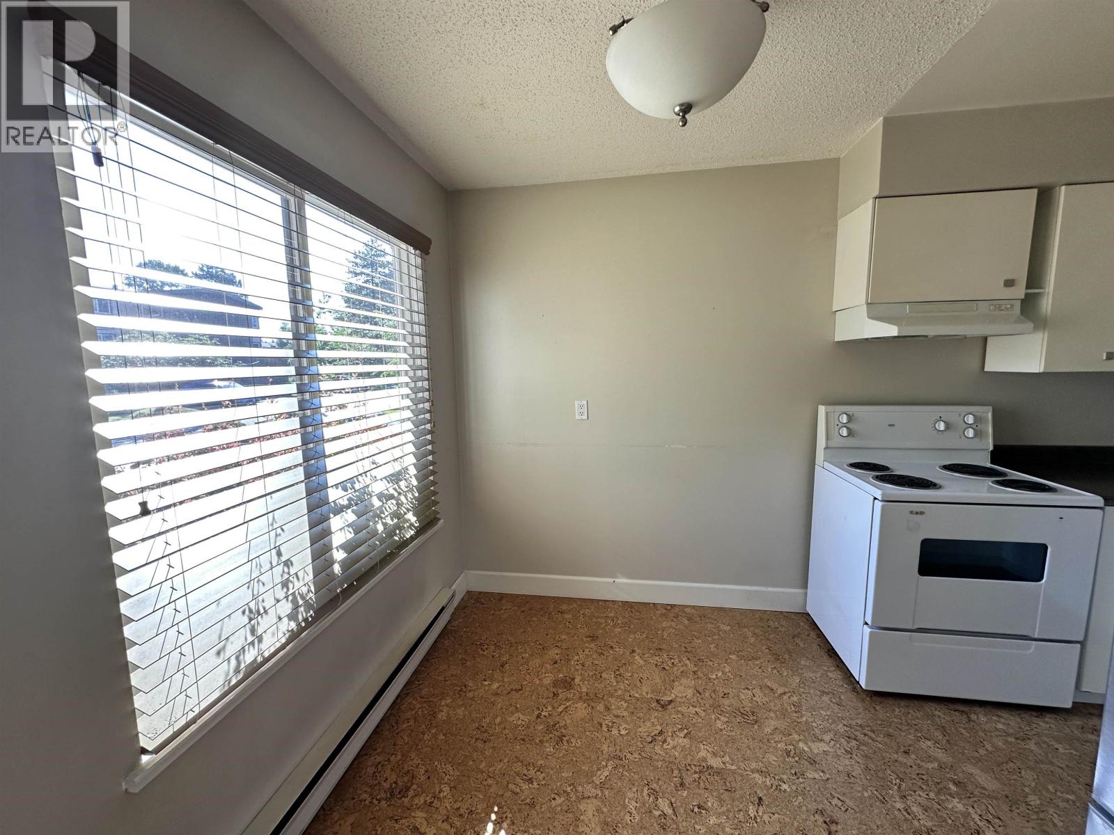 3 308 Highland Way Property Photo 7