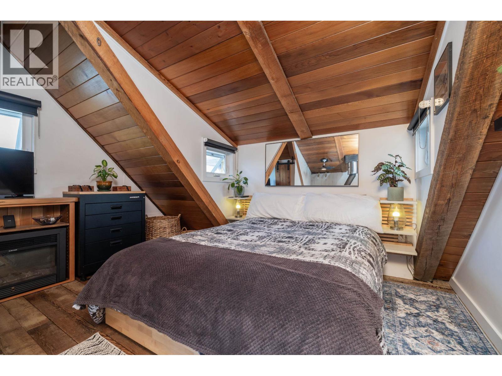 11 3871 W River Road Property Photo 18