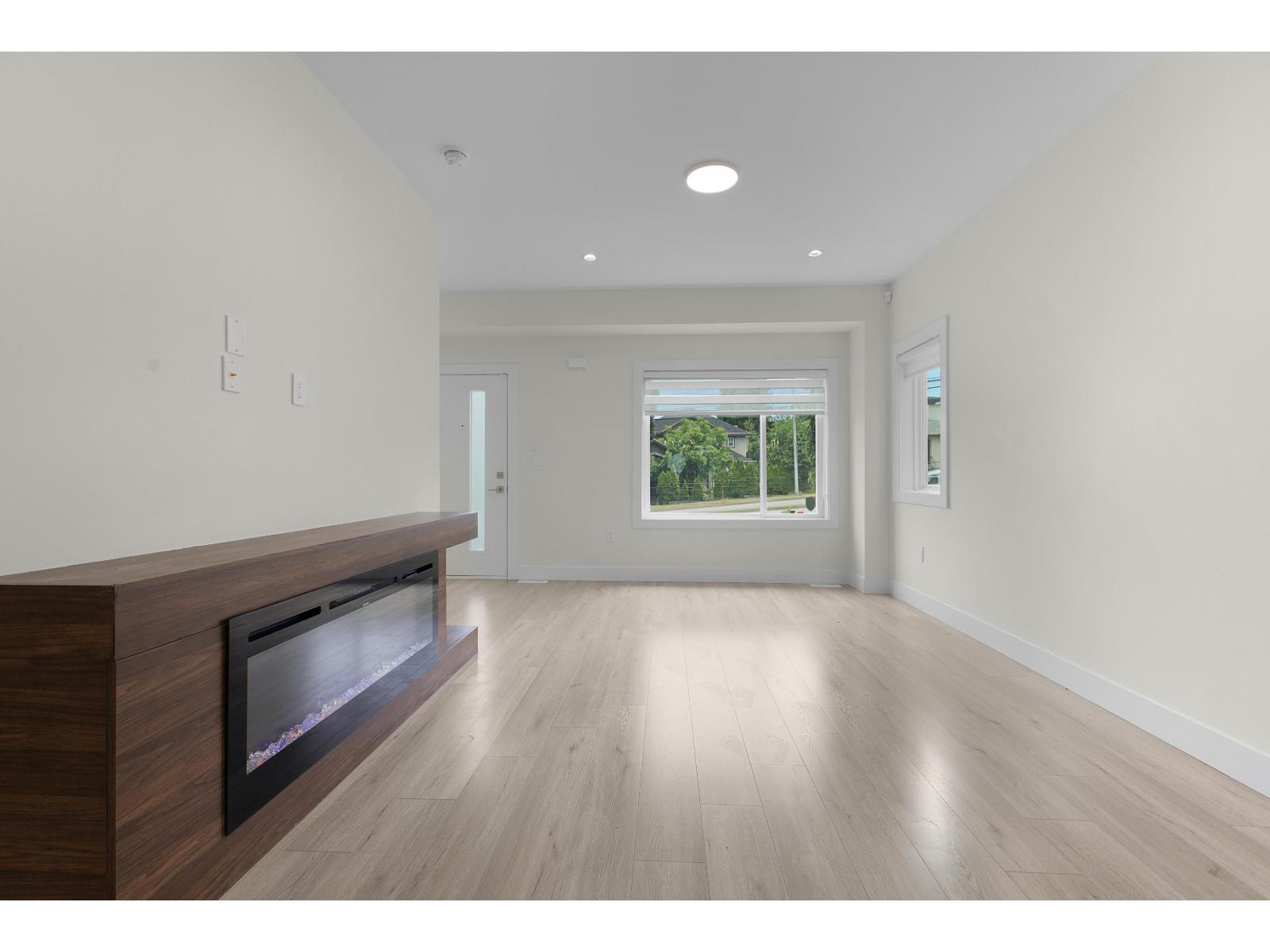48 9652 162a Street Property Photo 18