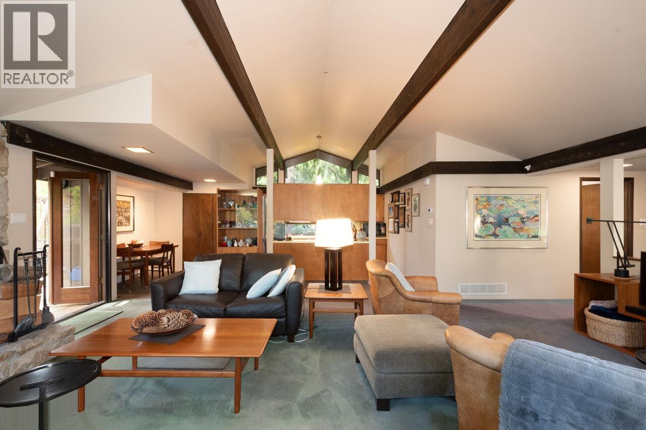 5335 Marine Drive Property Photo 14