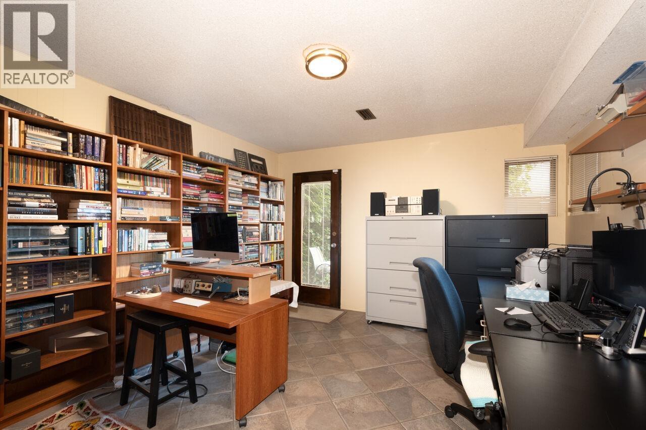 5335 Marine Drive Property Photo 31