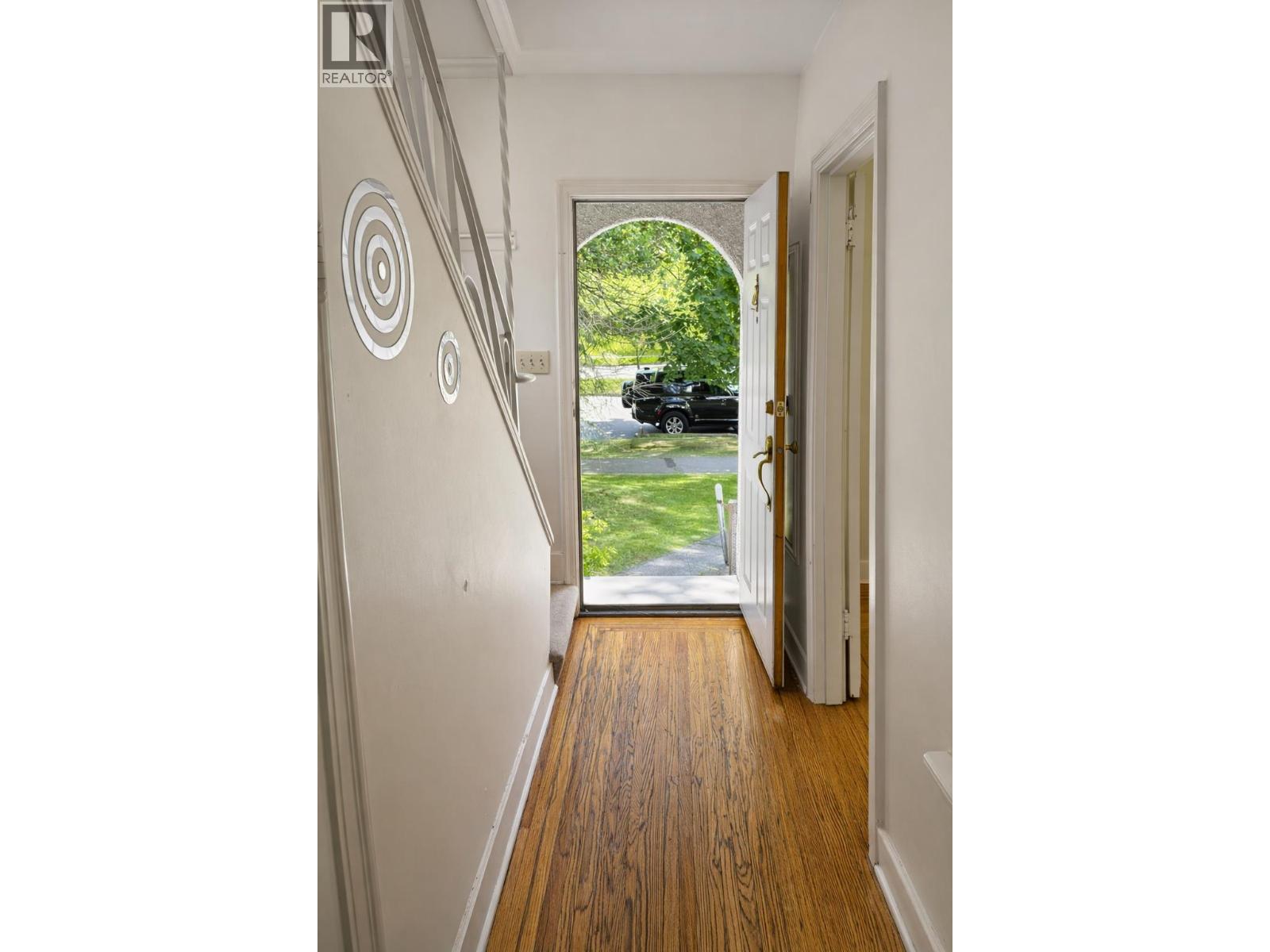 4279 W 16th Avenue Property Photo 3