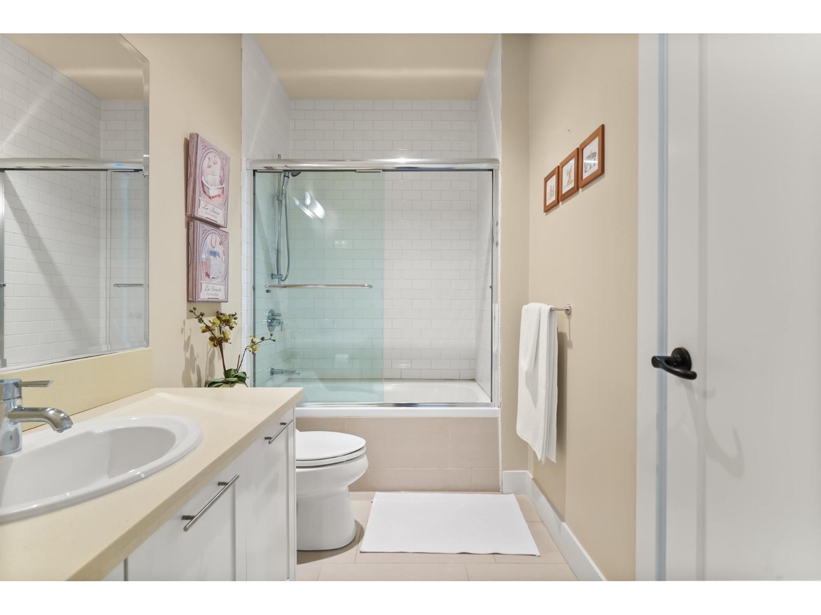 18 3122 160 Street Property Photo 27
