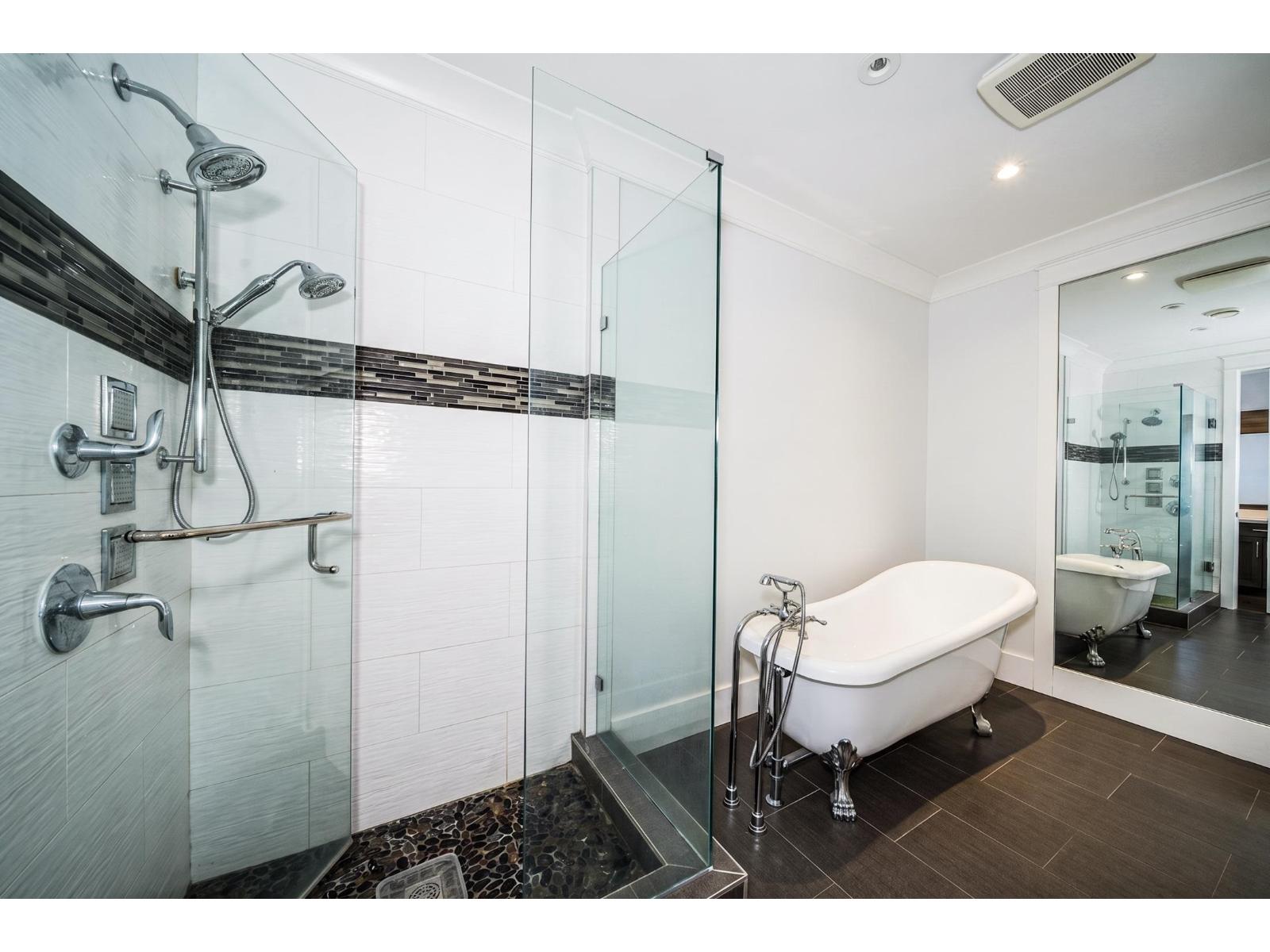 3356 210 Street Property Photo 34