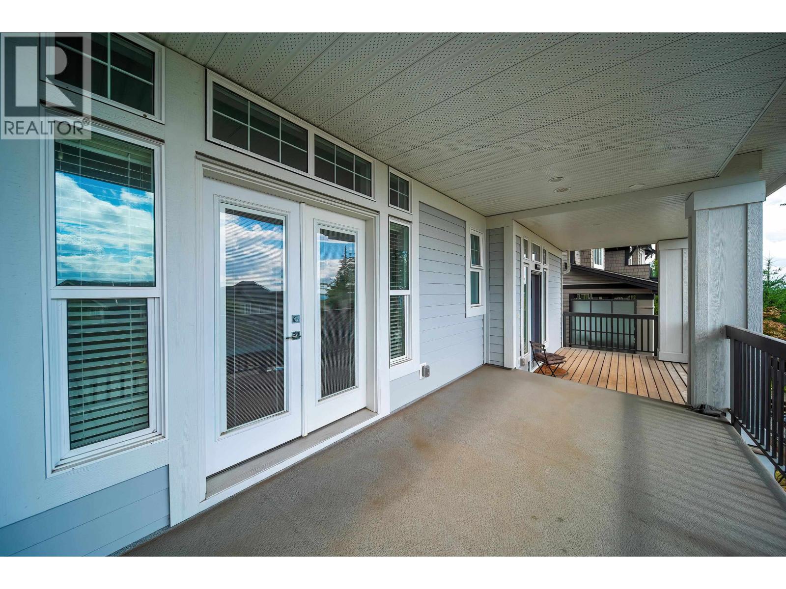 3563 Highland Drive Property Photo 3