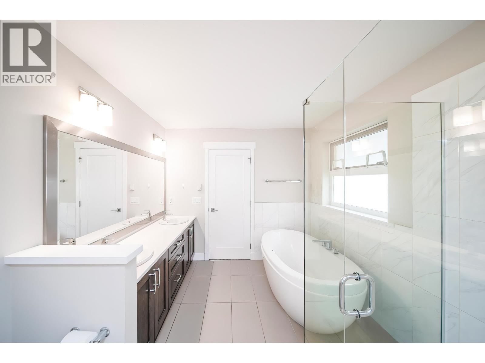 3563 Highland Drive Property Photo 18