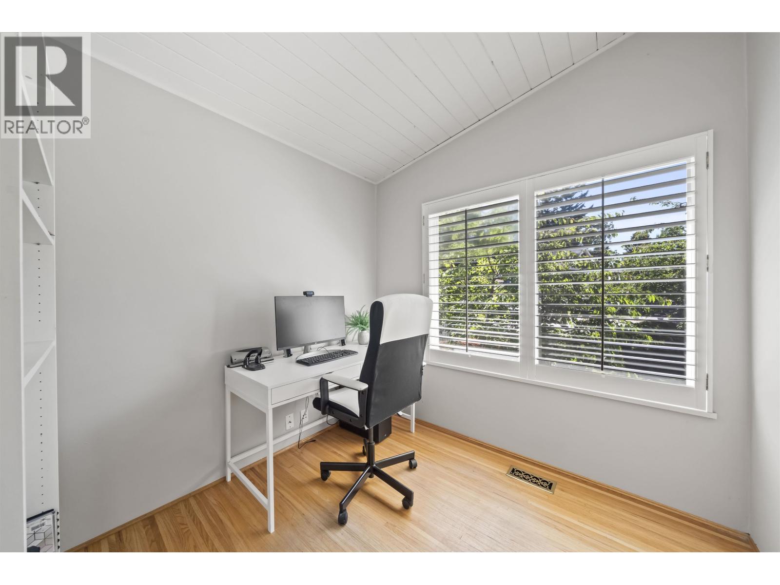 1448 Farrell Avenue Property Photo 12