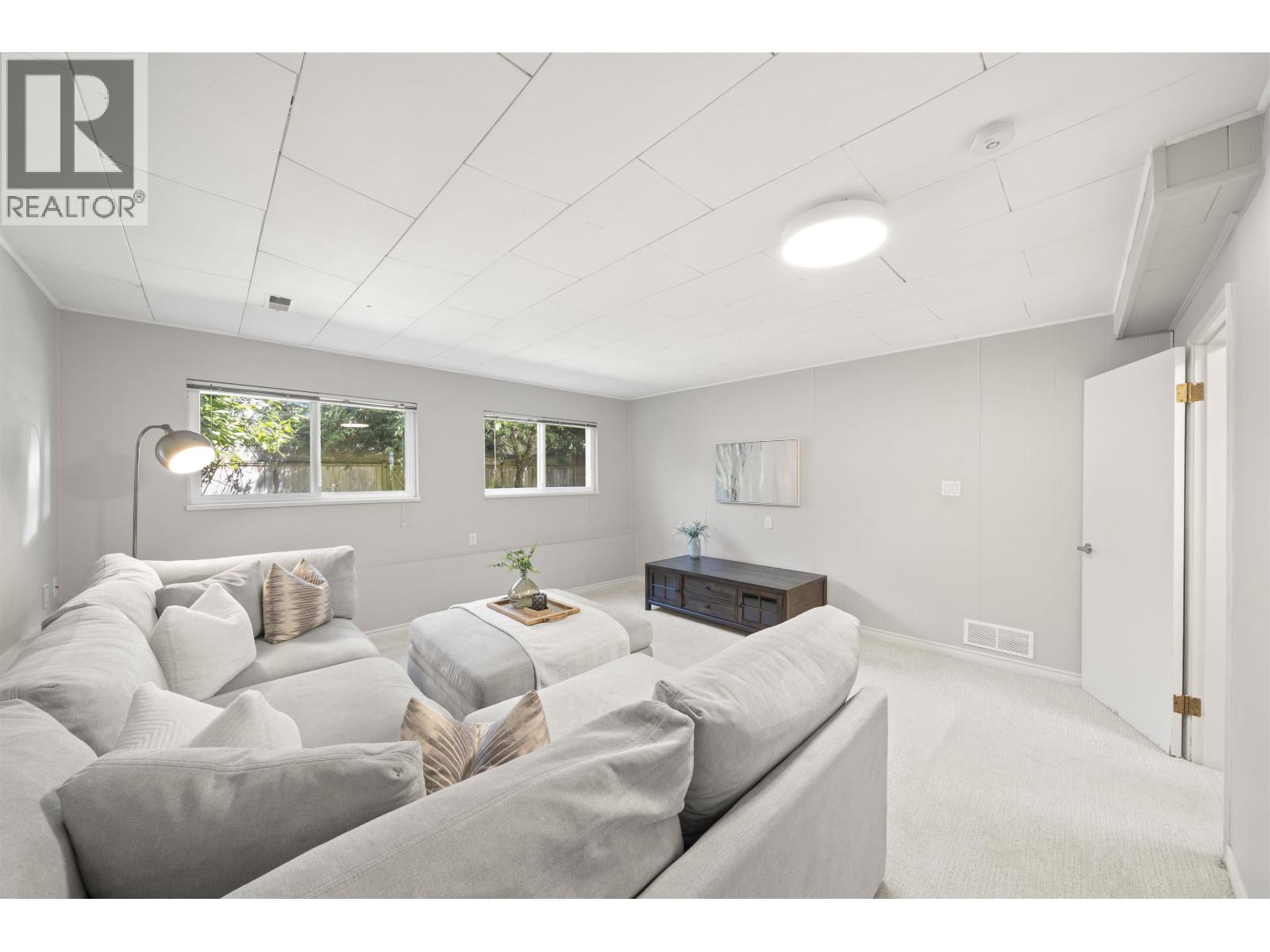 1448 Farrell Avenue Property Photo 16