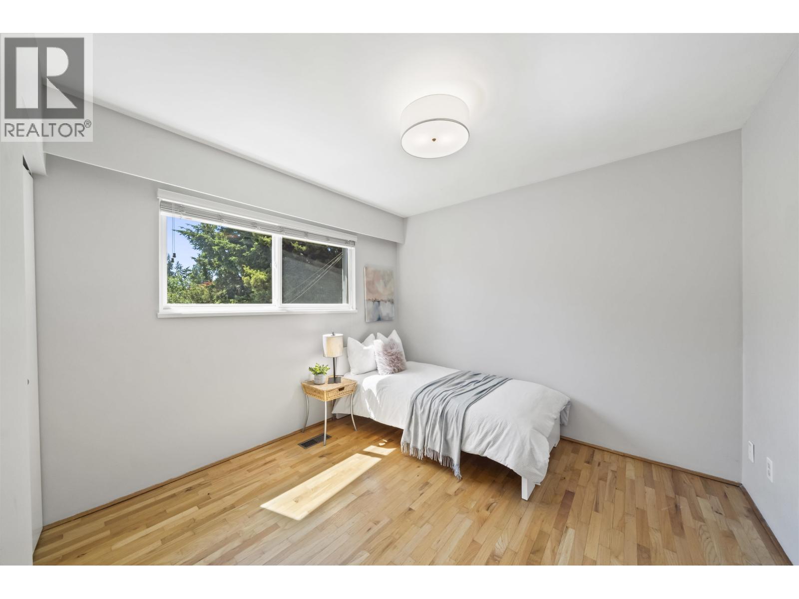 1448 Farrell Avenue Property Photo 22
