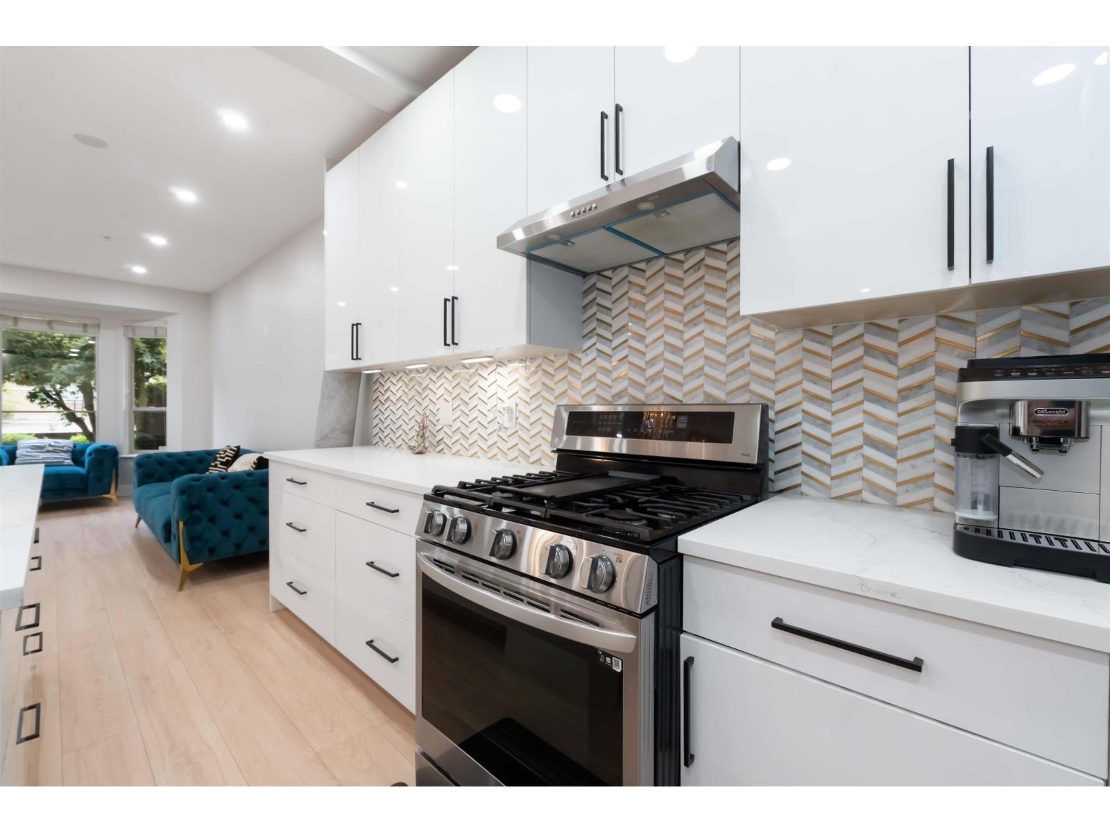 43 16655 64 Avenue Property Photo 16