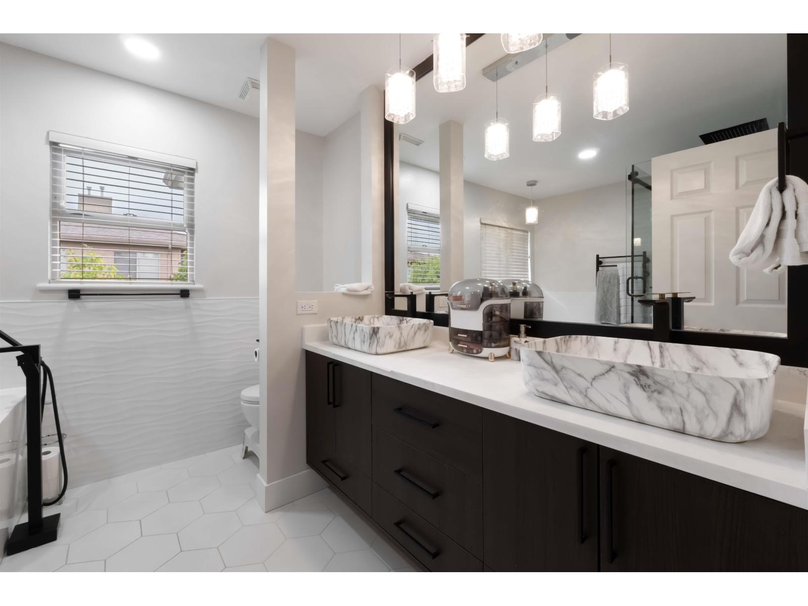 43 16655 64 Avenue Property Photo 24