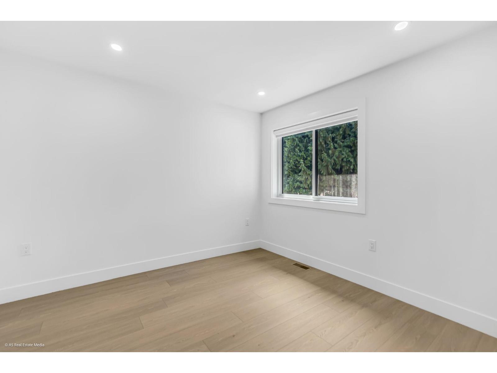 7083 115 Street Property Photo 21