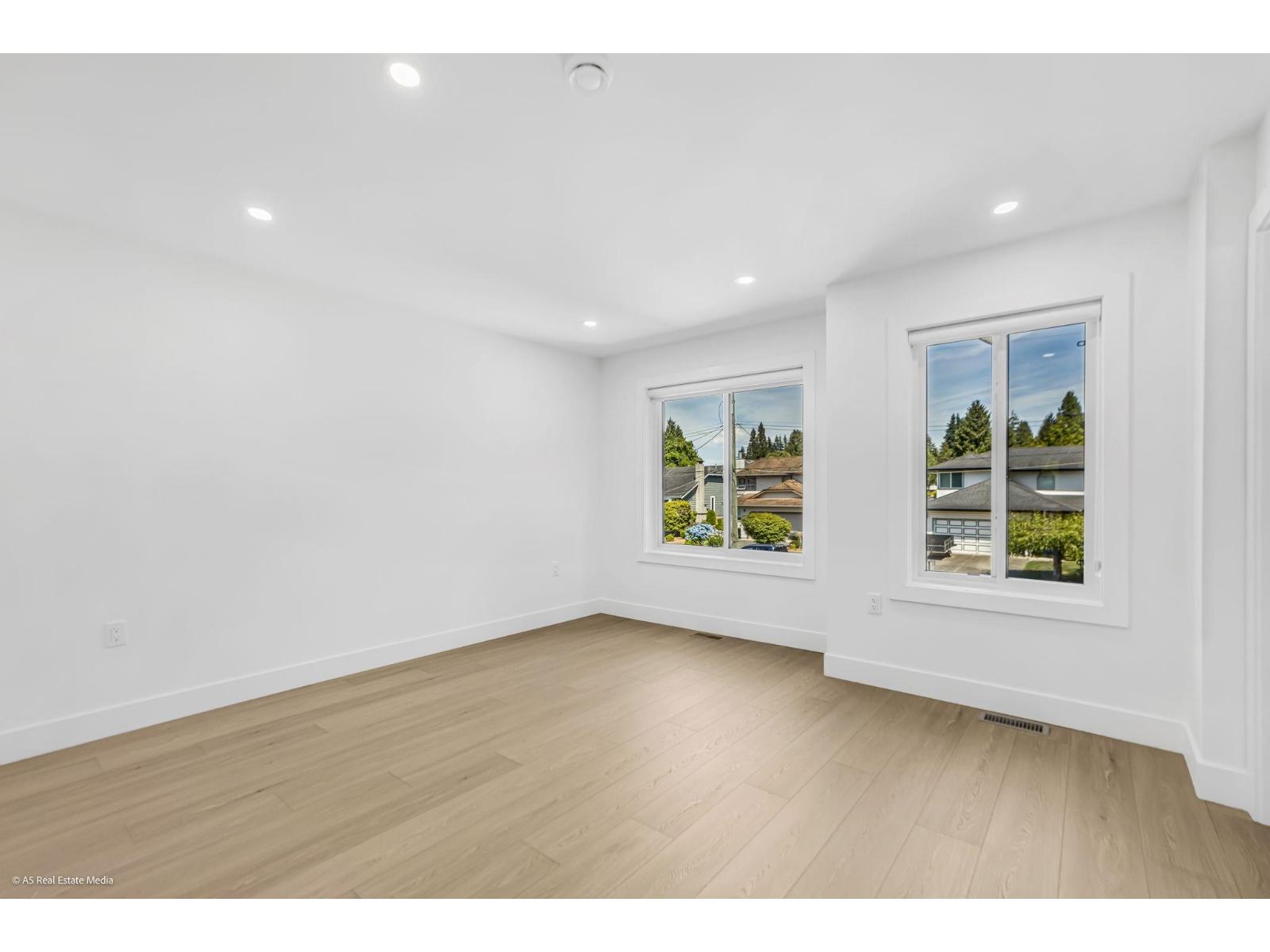 7083 115 Street Property Photo 26