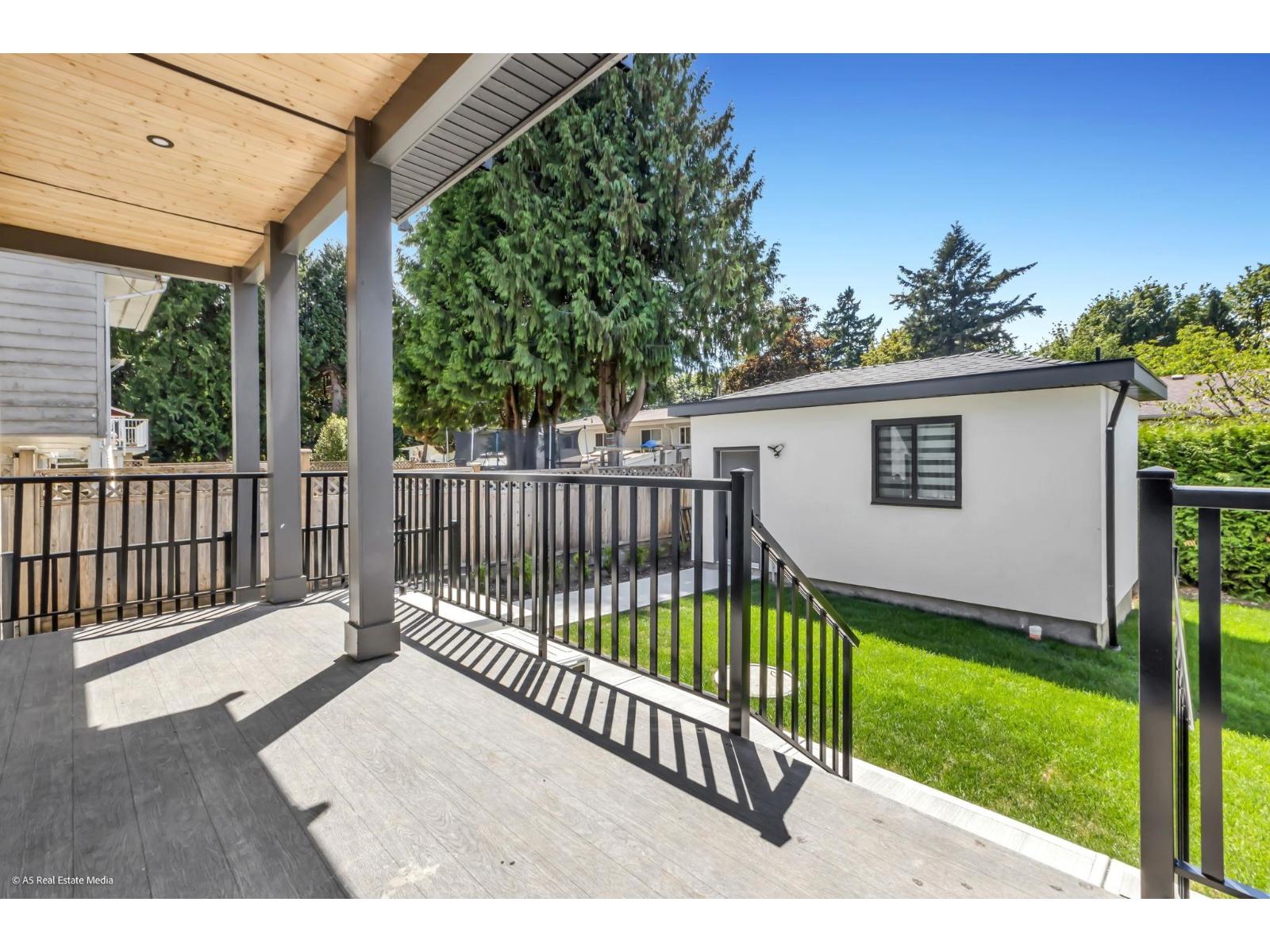 7083 115 Street Property Photo 31