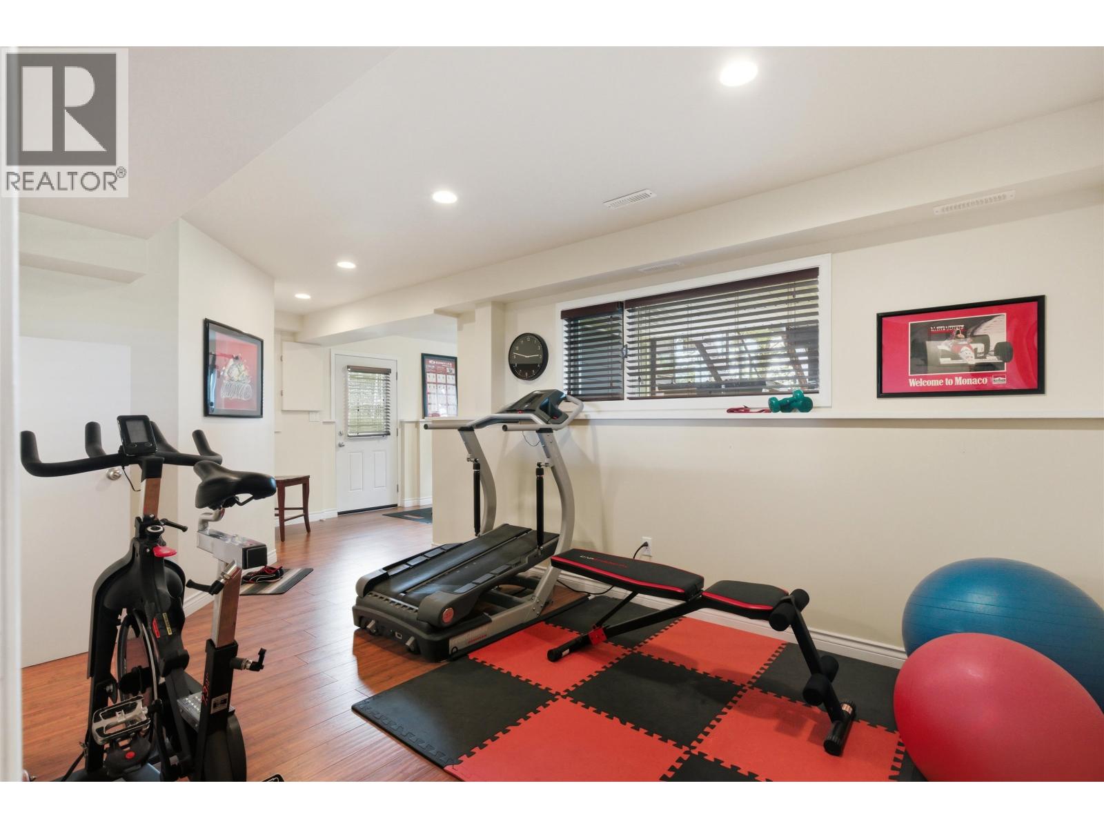 5042 Gloinnzun Drive Property Photo 31