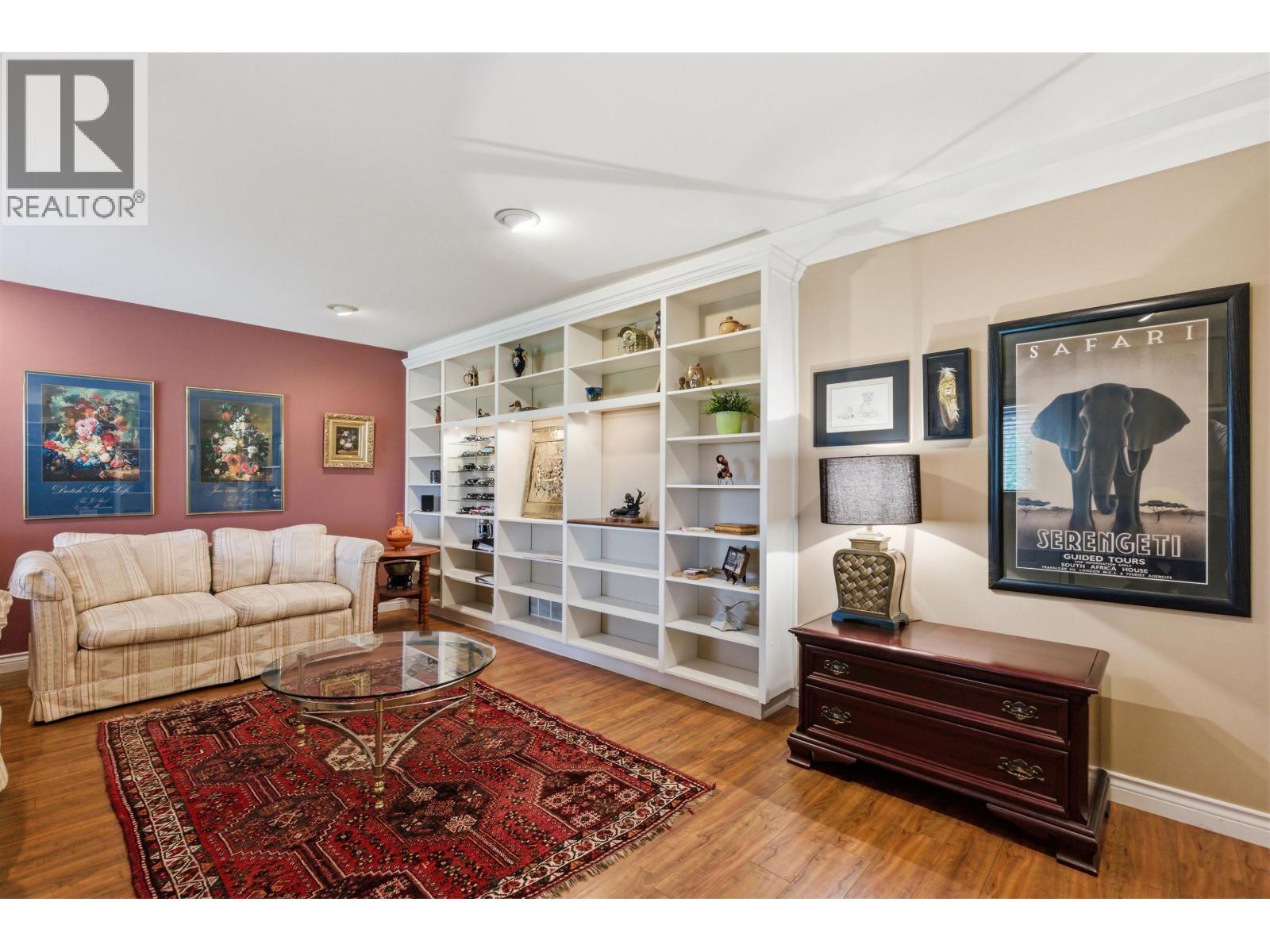 5042 Gloinnzun Drive Property Photo 37
