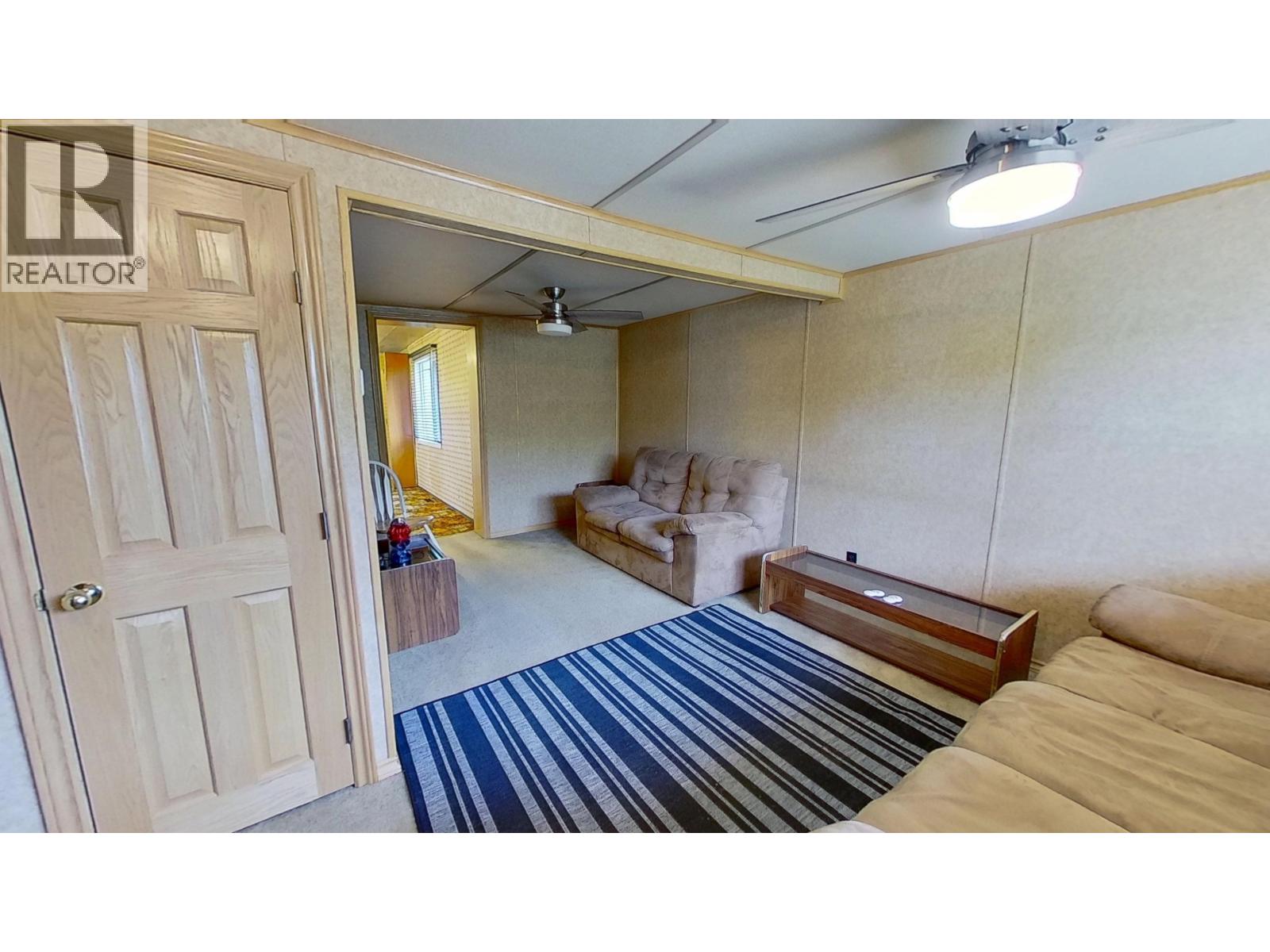 9424-9503 95 Street Property Photo 5