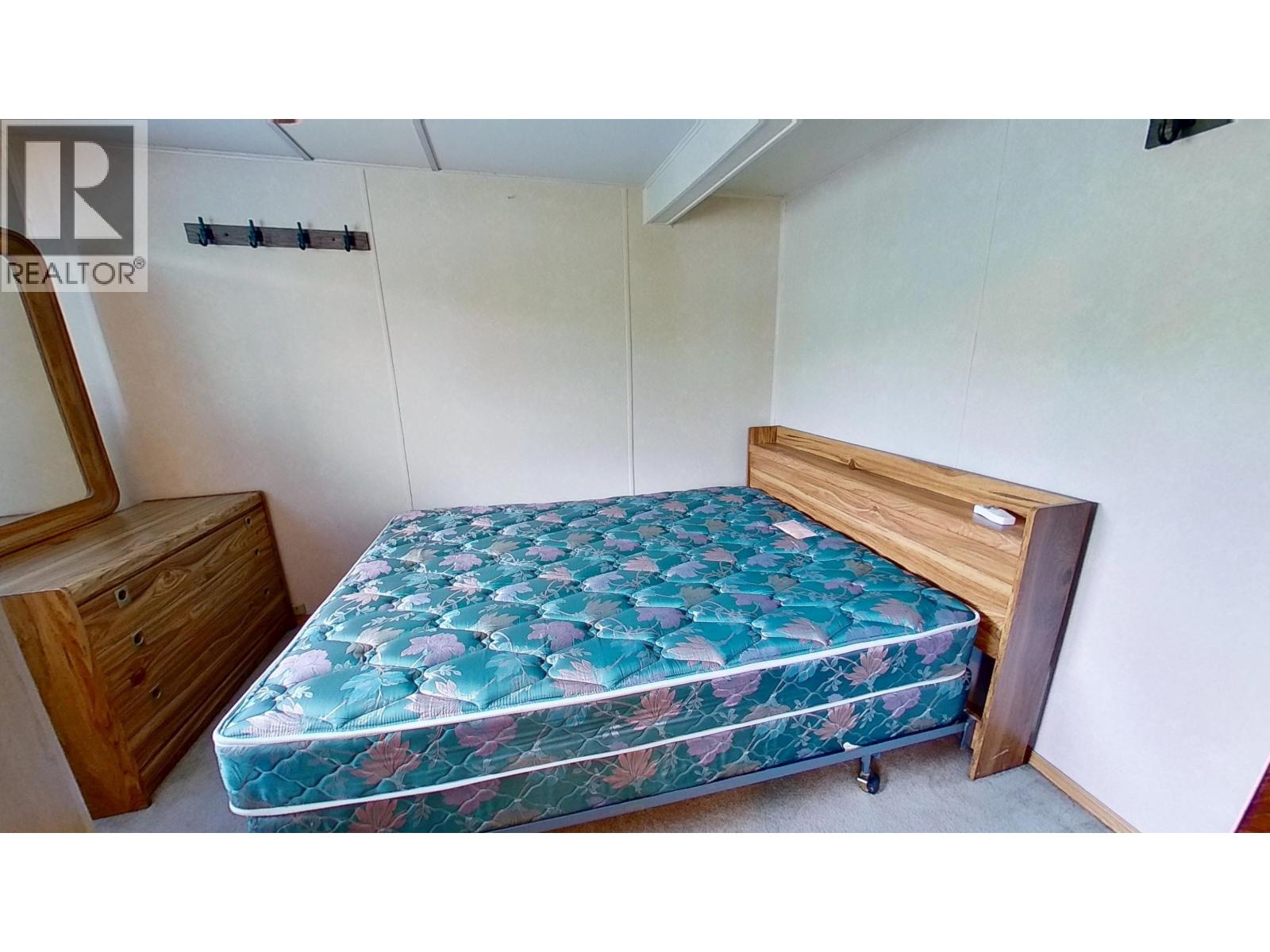 9424-9503 95 Street Property Photo 6