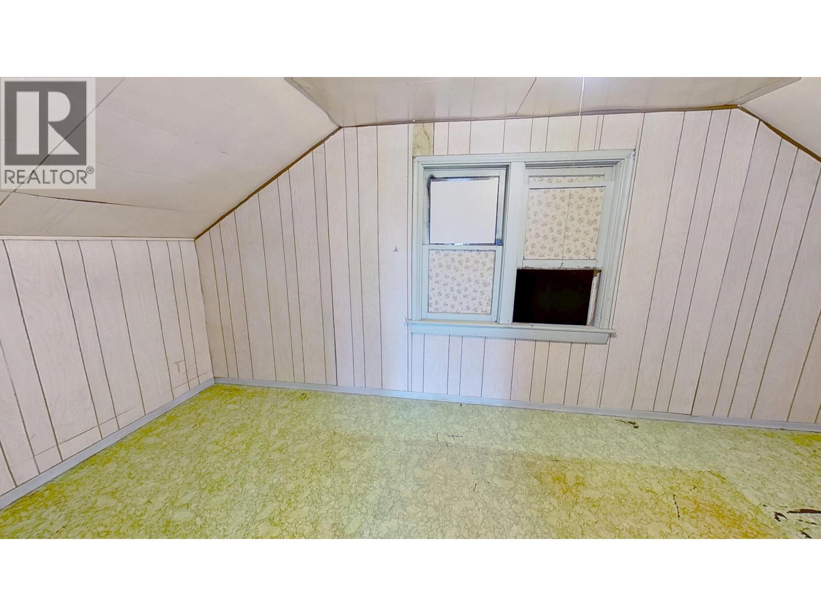 9424-9503 95 Street Property Photo 20