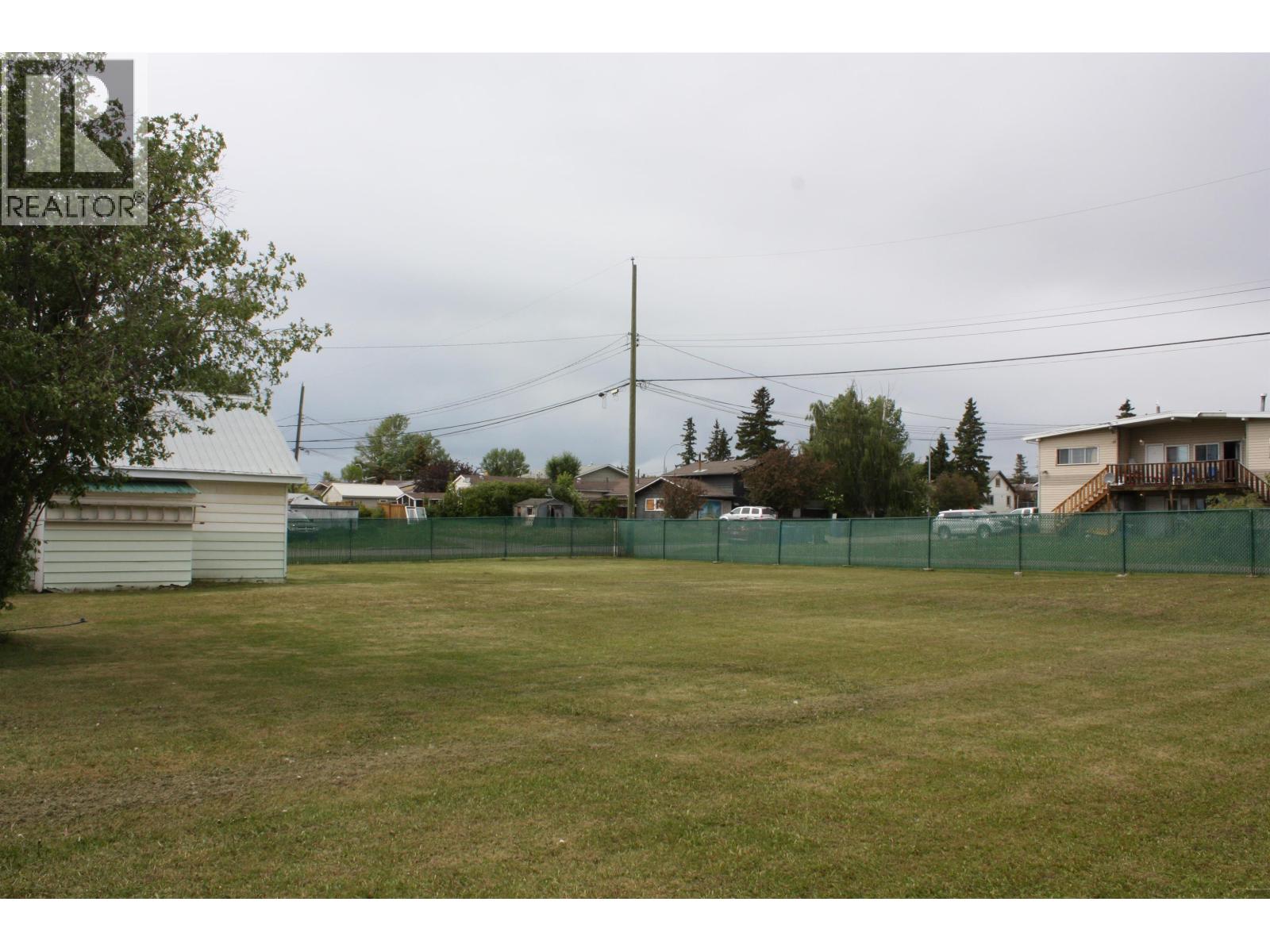 9424-9503 95 Street Property Photo 24