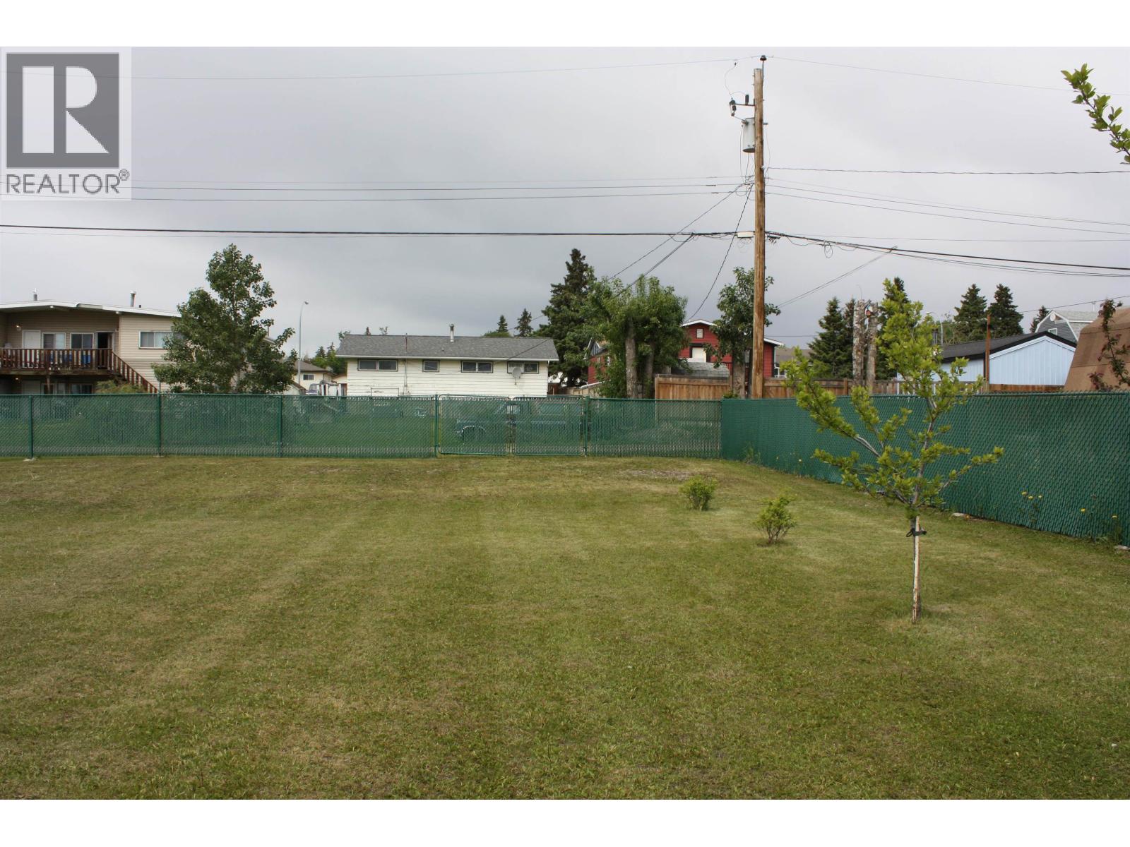 9424-9503 95 Street Property Photo 25