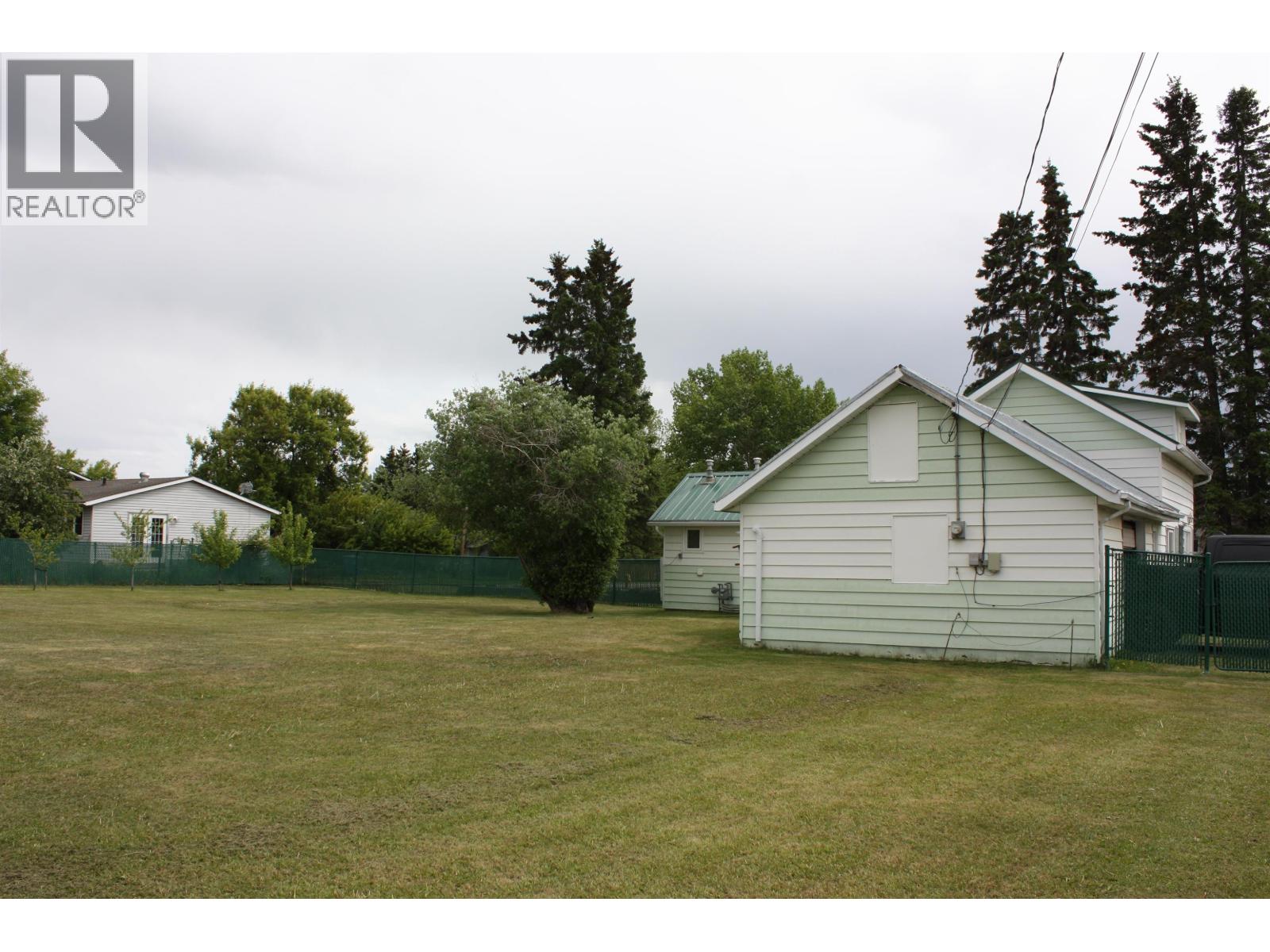 9424-9503 95 Street Property Photo 26