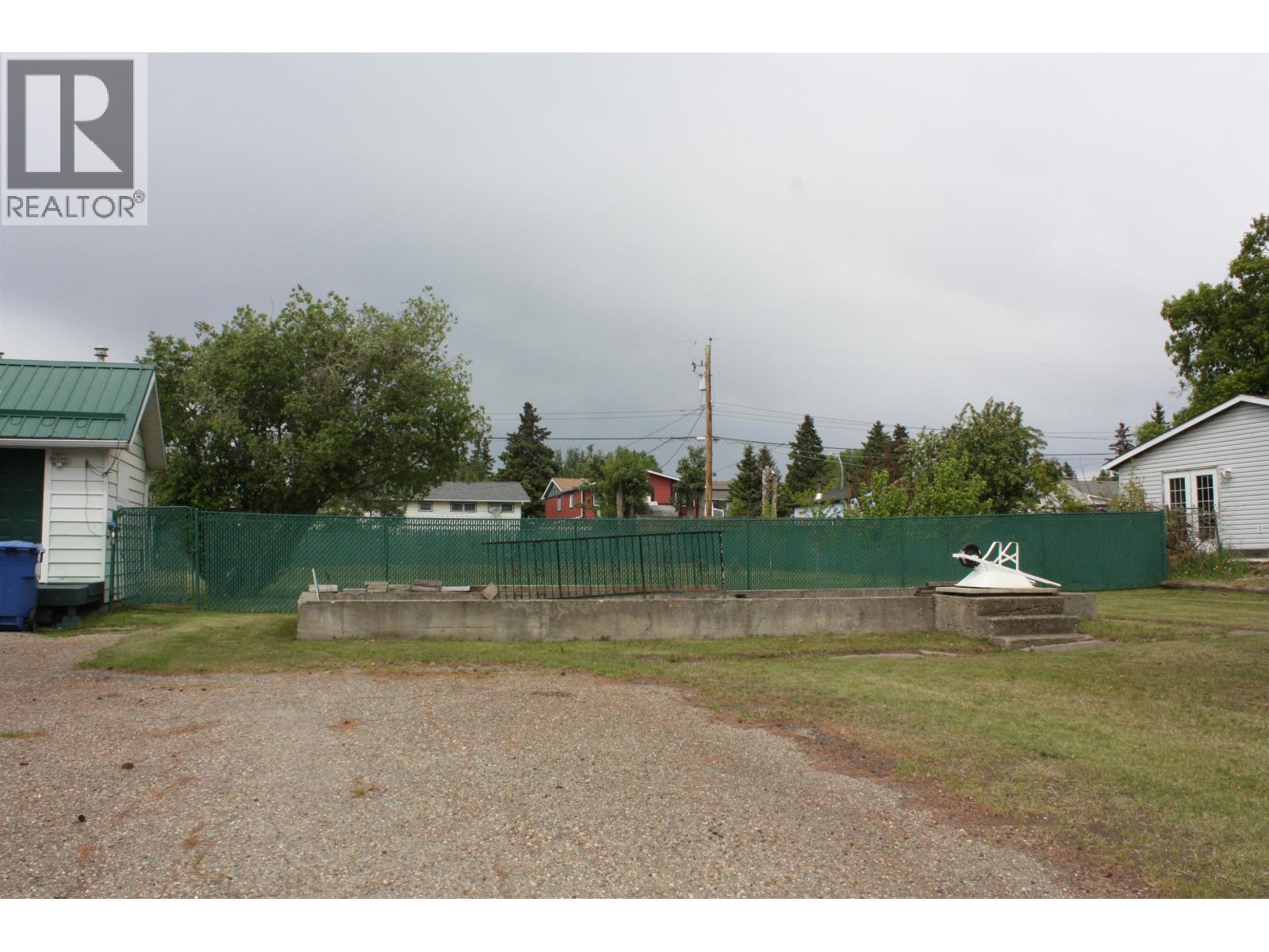 9424-9503 95 Street Property Photo 28