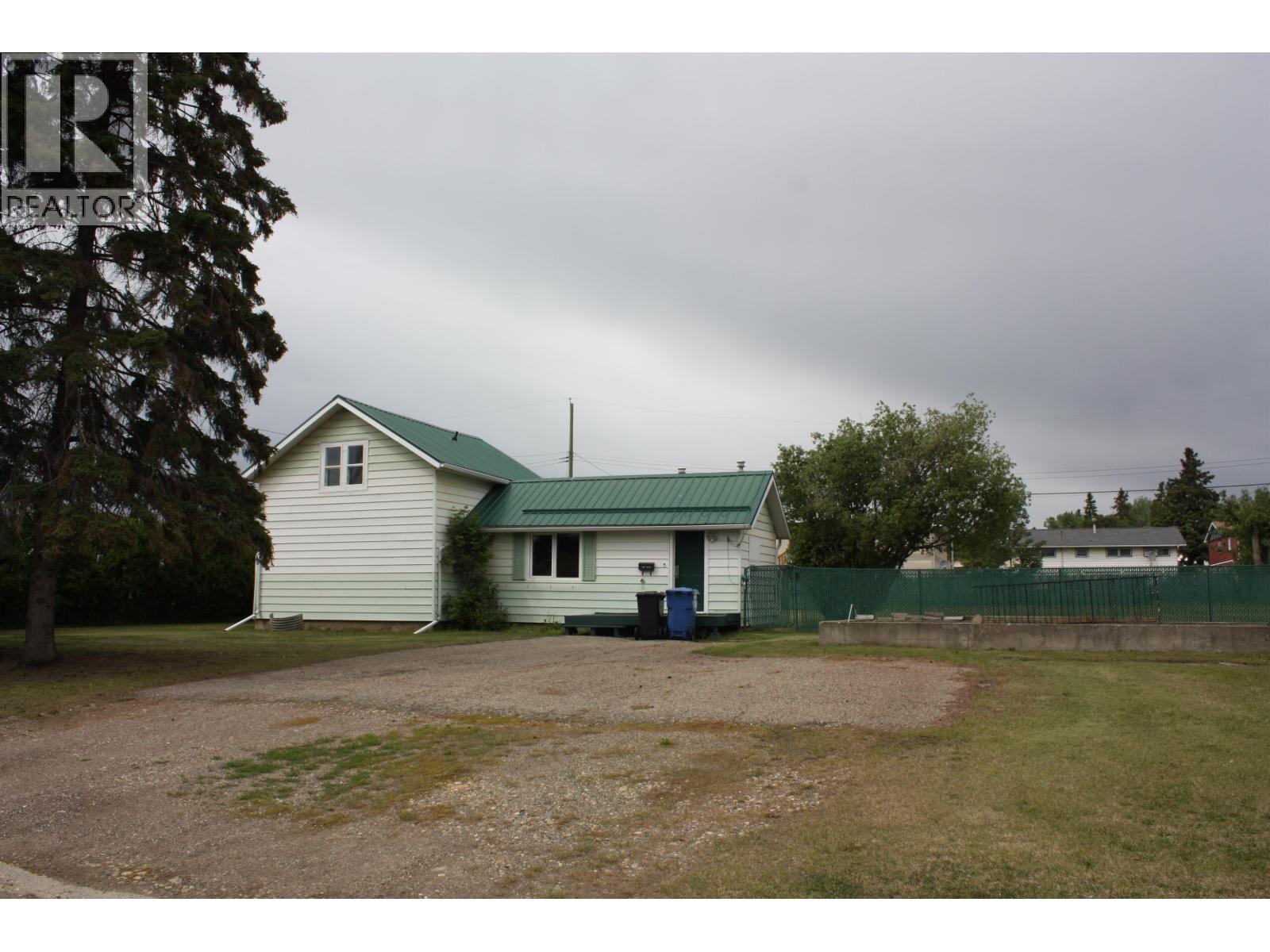 9424-9503 95 Street Property Photo 29
