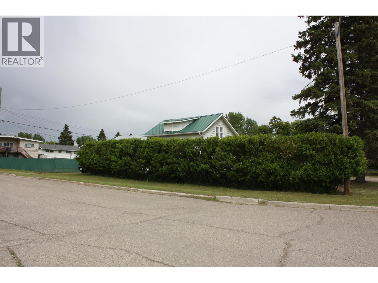9424-9503 95 Street Property Photo 30