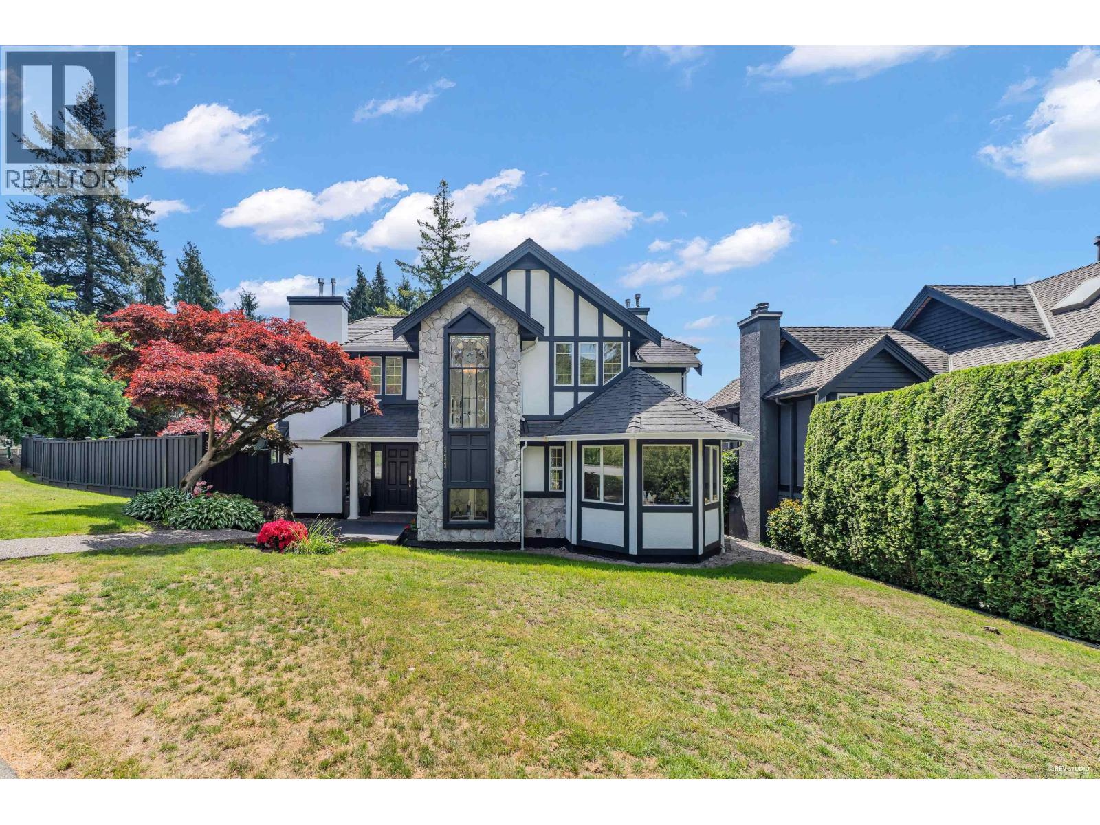 111 SANDRINGHAM CRESCENT