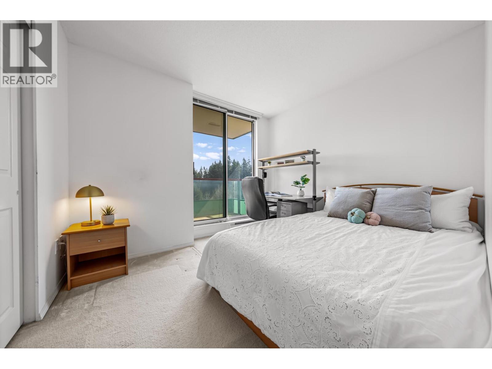 1102 1148 Heffley Crescent Property Photo 19