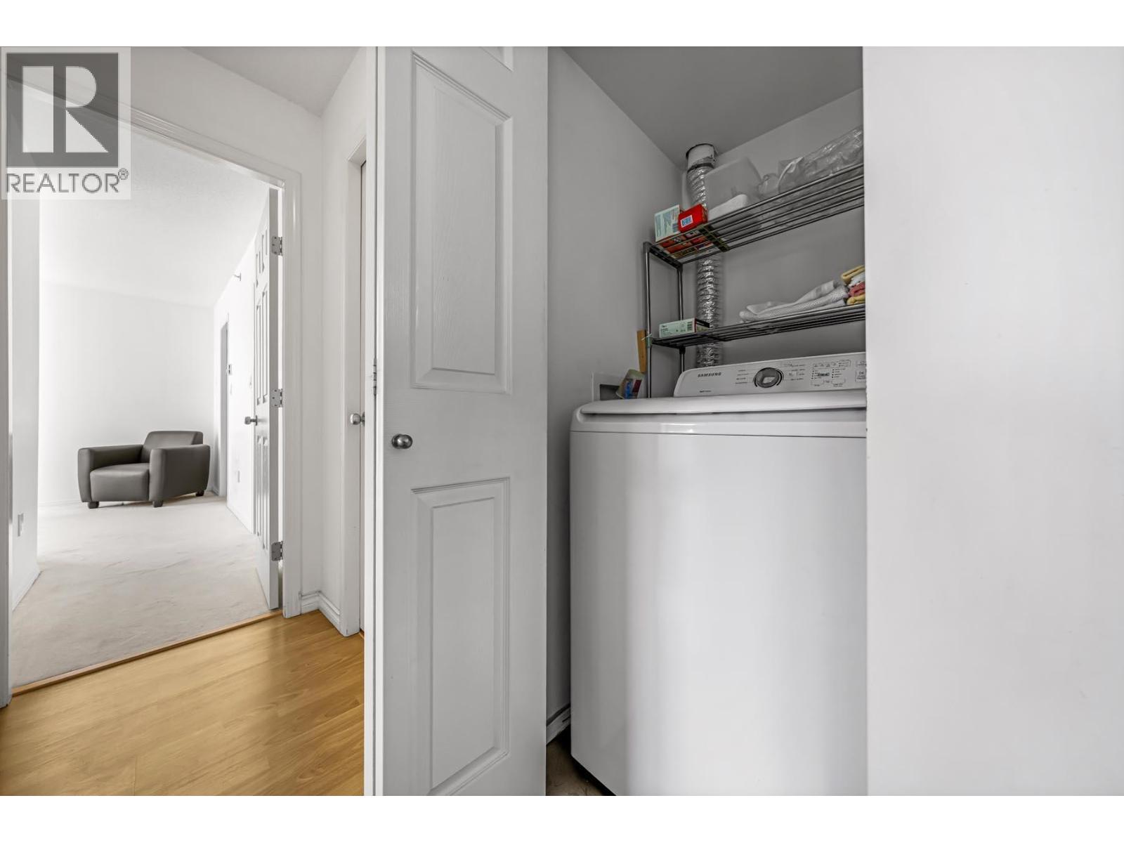 1102 1148 Heffley Crescent Property Photo 23