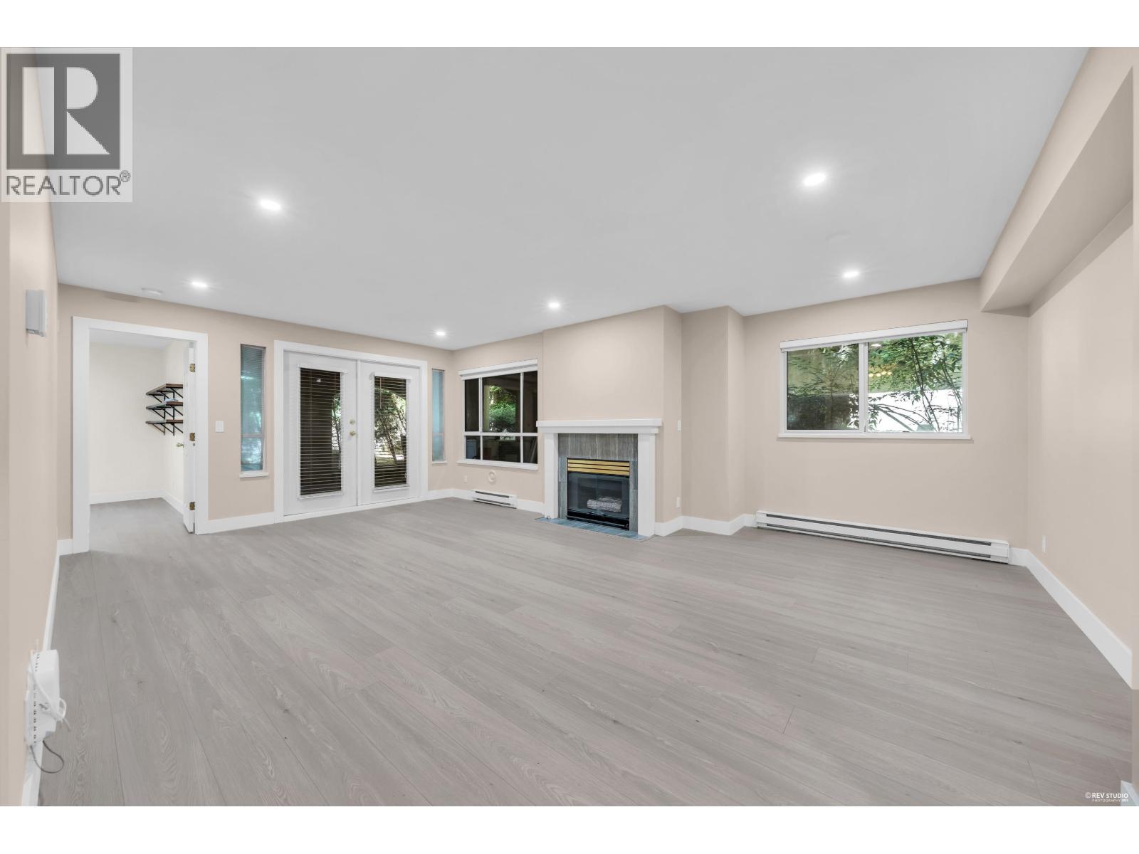 107 515 Whiting Way Property Photo 2