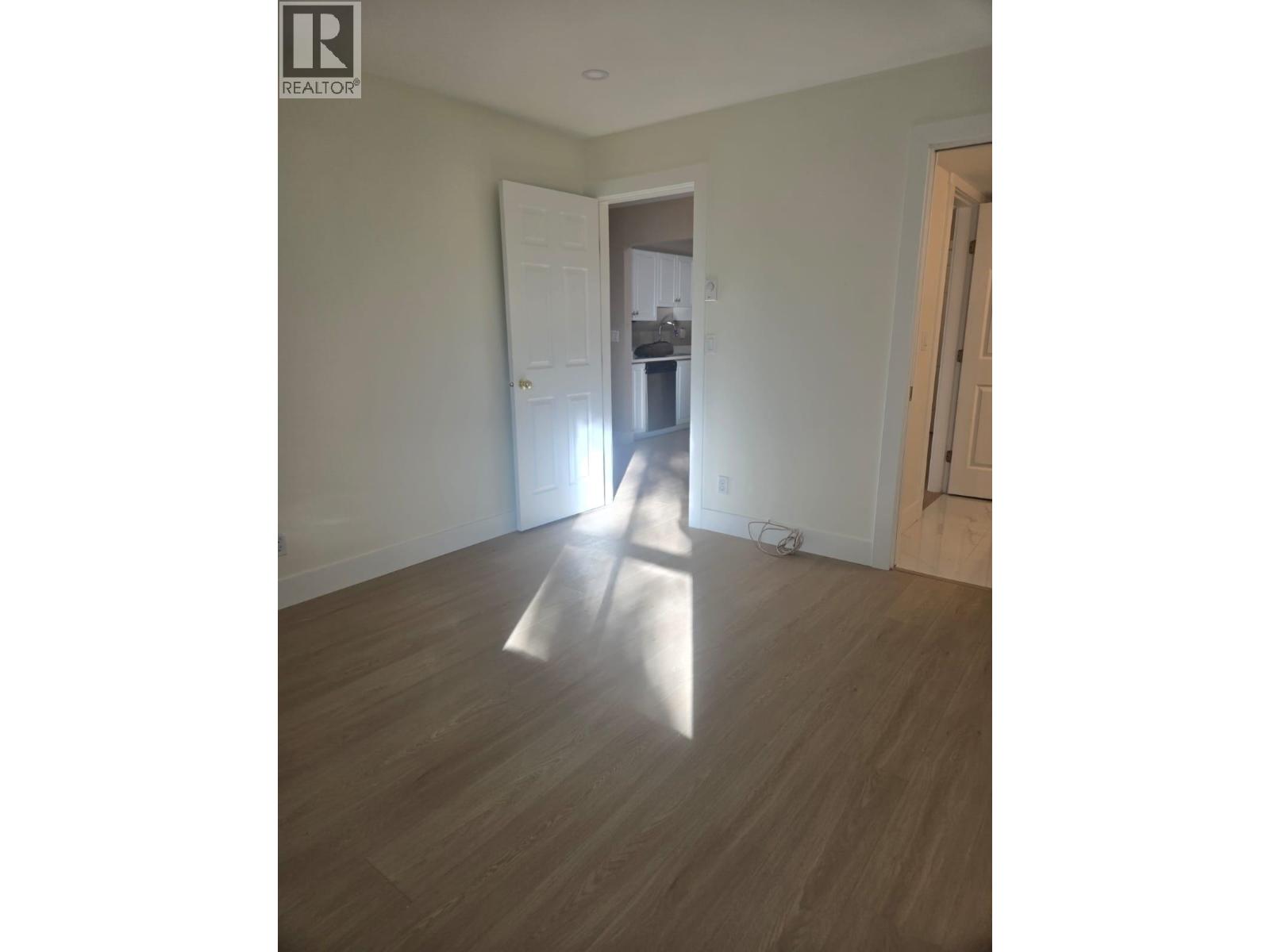 107 515 Whiting Way Property Photo 4