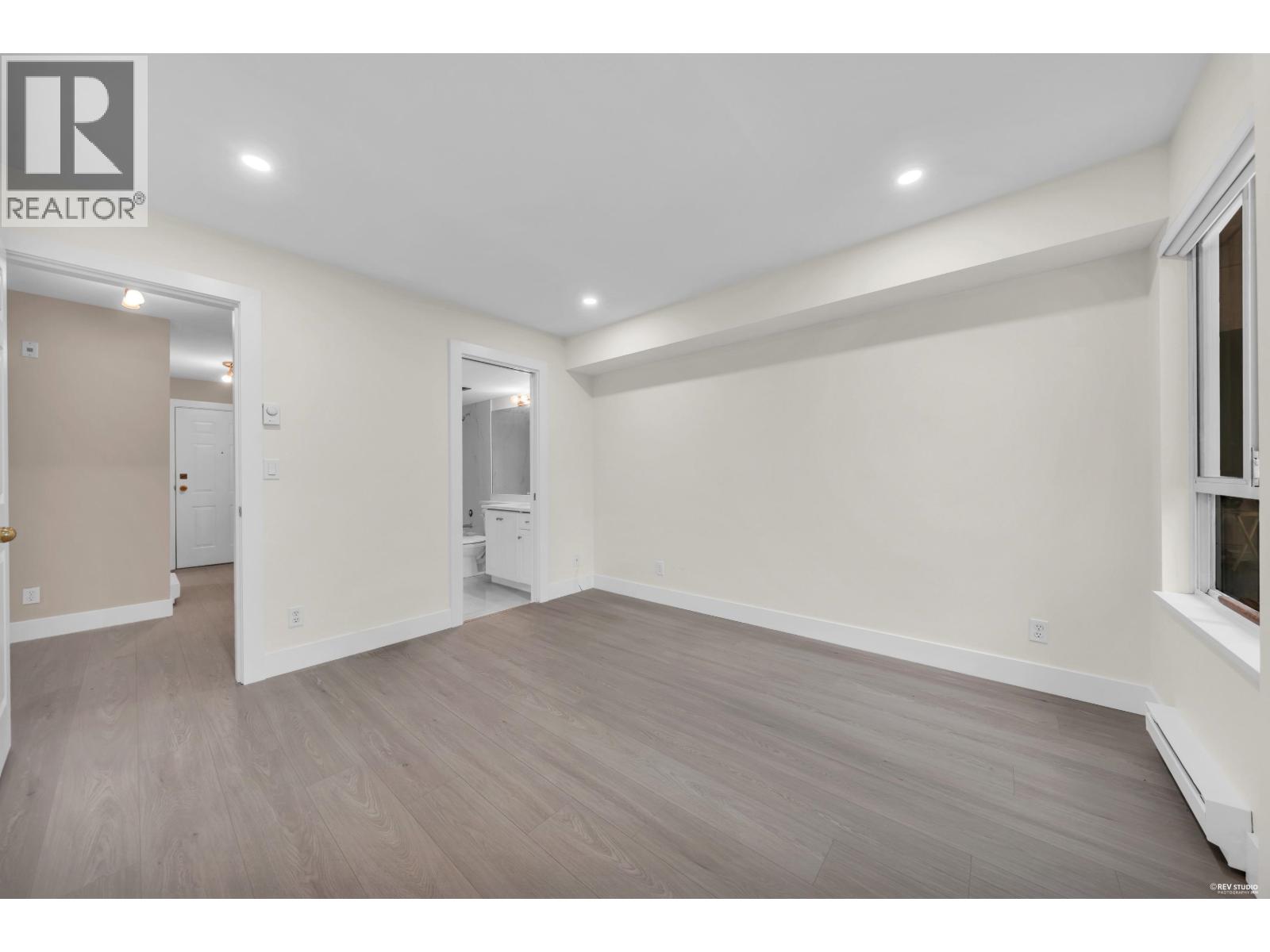 107 515 Whiting Way Property Photo 9